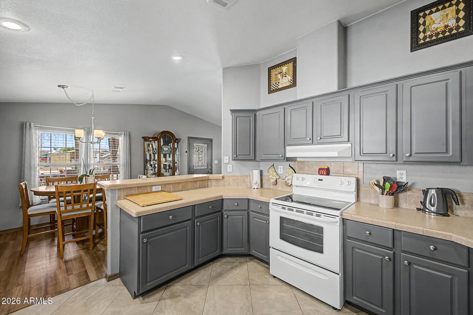 7300 N 51ST Avenue C49, Glendale, AZ 85301 — photo 12 of 47