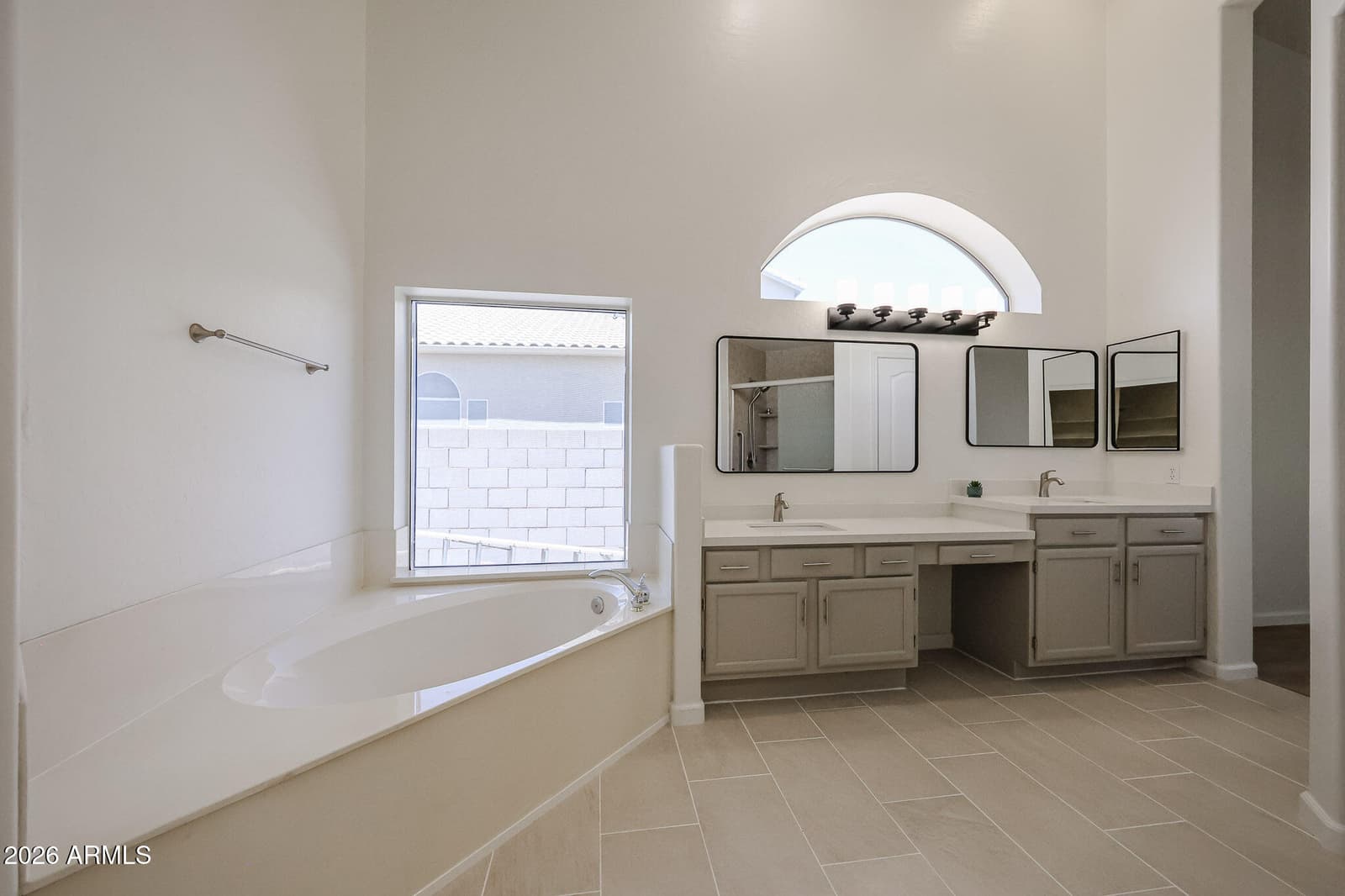 1330 E VOLTAIRE Avenue, Phoenix, AZ 85022 — photo 28 of 54