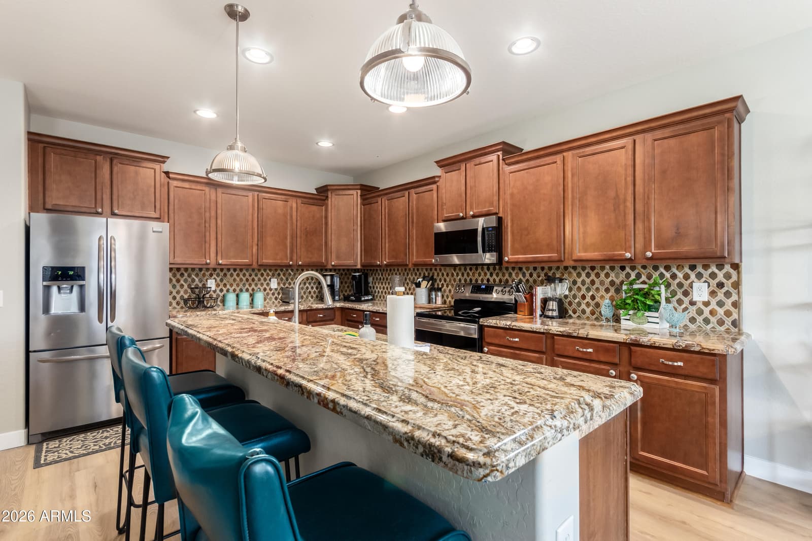 2695 E RAKESTRAW Lane, Gilbert, AZ 85298 — photo 13 of 41