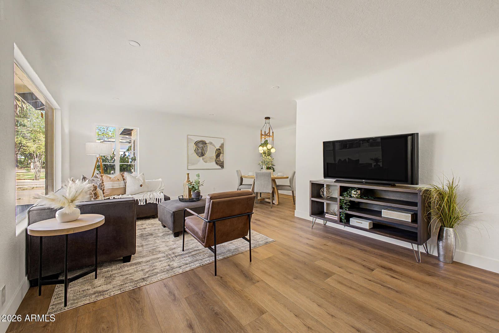 111 E BONITA Way, Tempe, AZ 85281 — photo 5 of 36