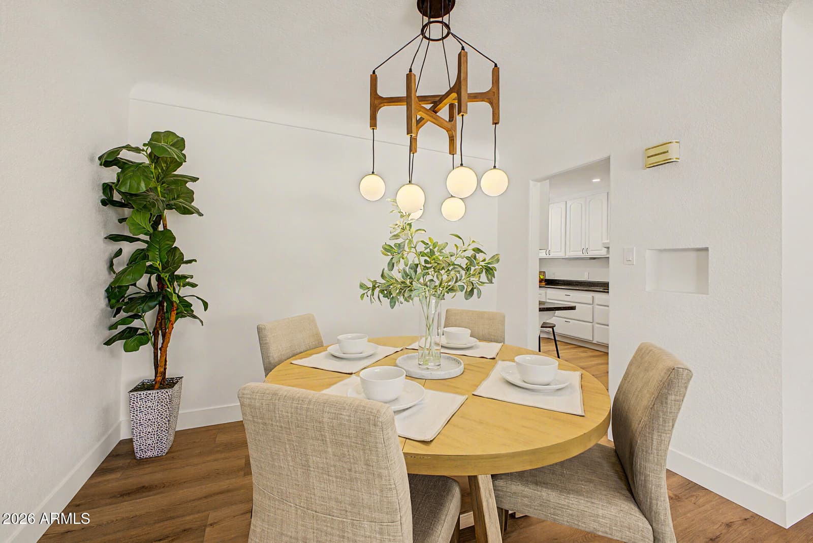 111 E BONITA Way, Tempe, AZ 85281 — photo 12 of 36