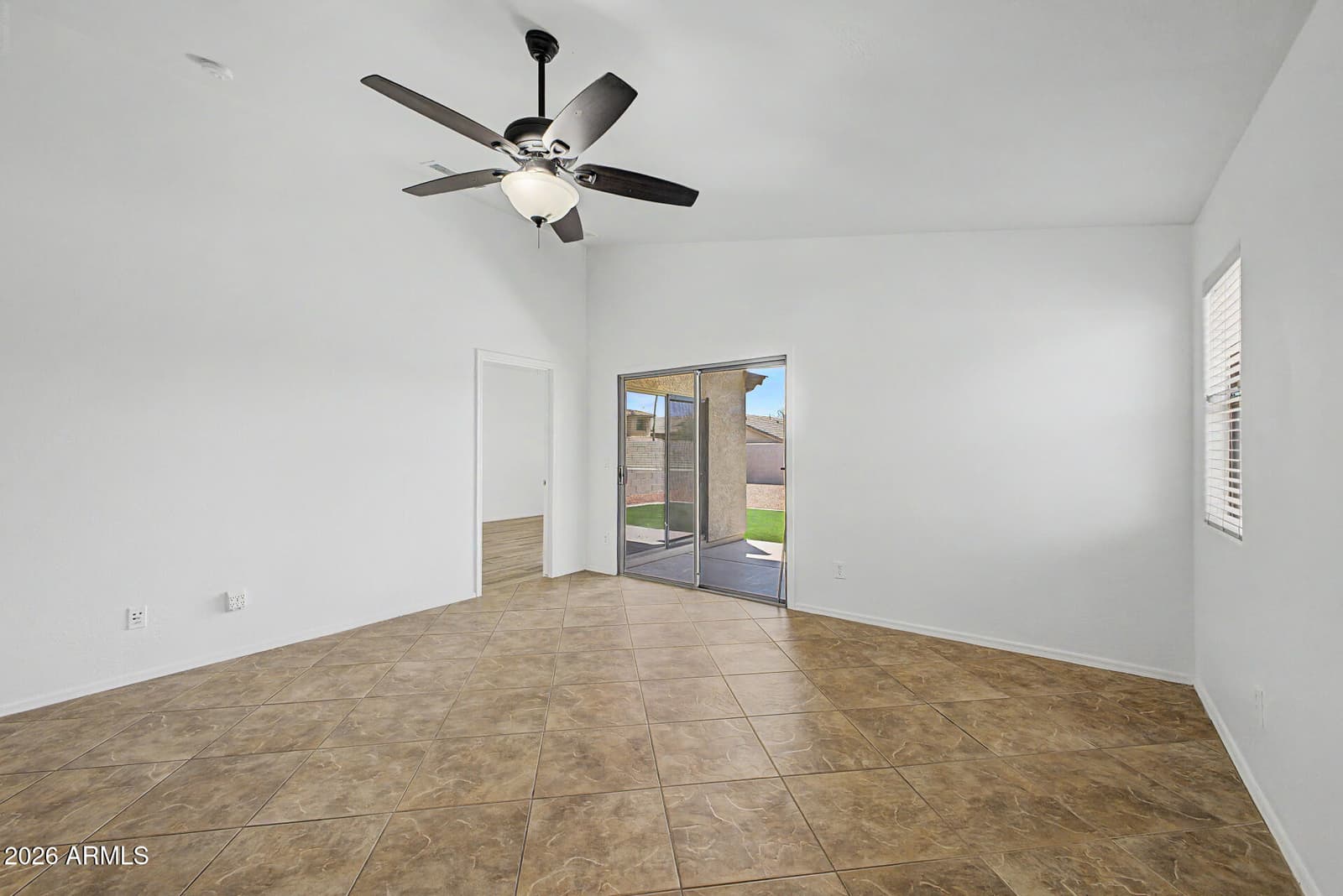 25875 W ST CATHERINE Avenue, Buckeye, AZ 85326 — photo 8 of 30