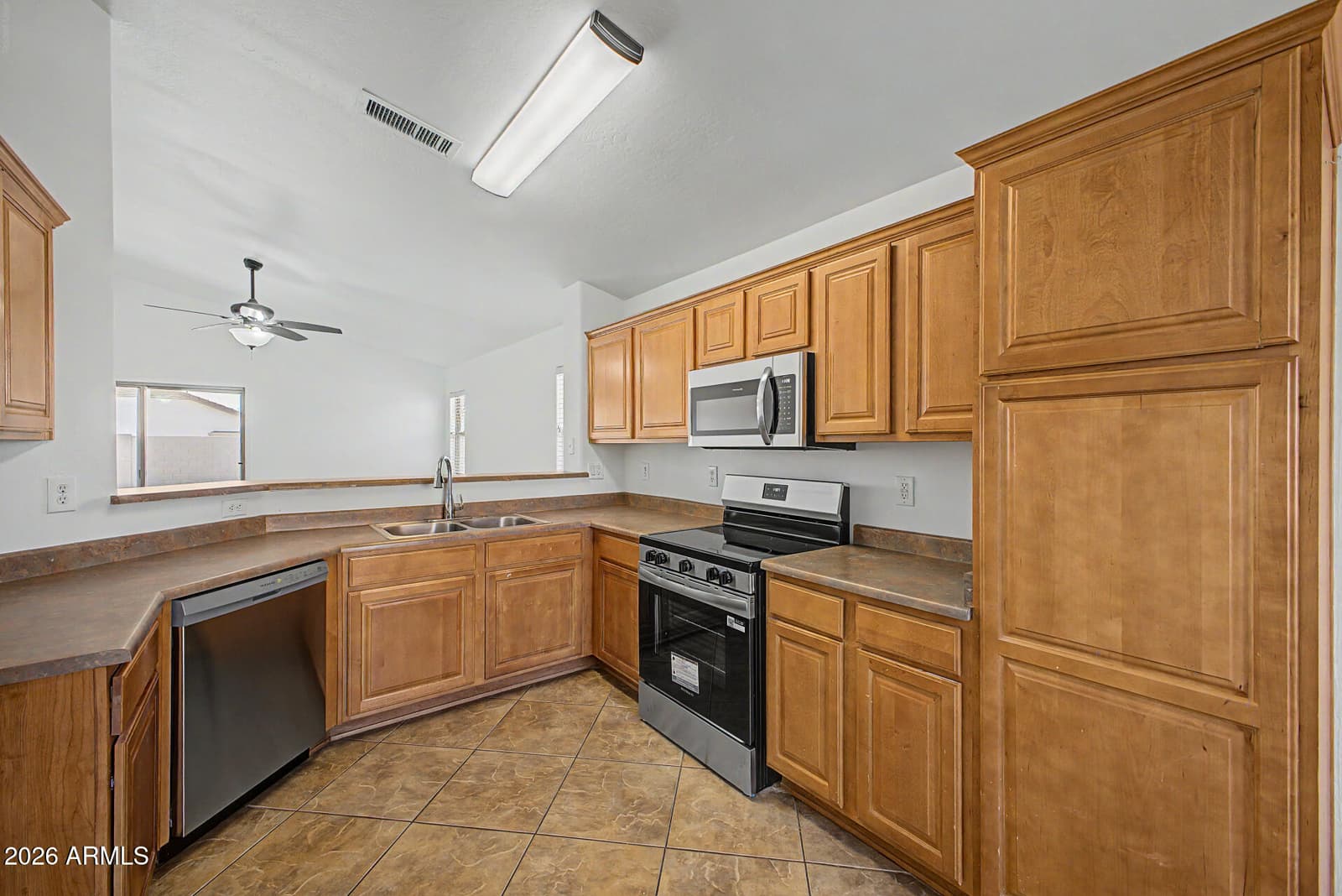 25875 W ST CATHERINE Avenue, Buckeye, AZ 85326 — photo 13 of 30