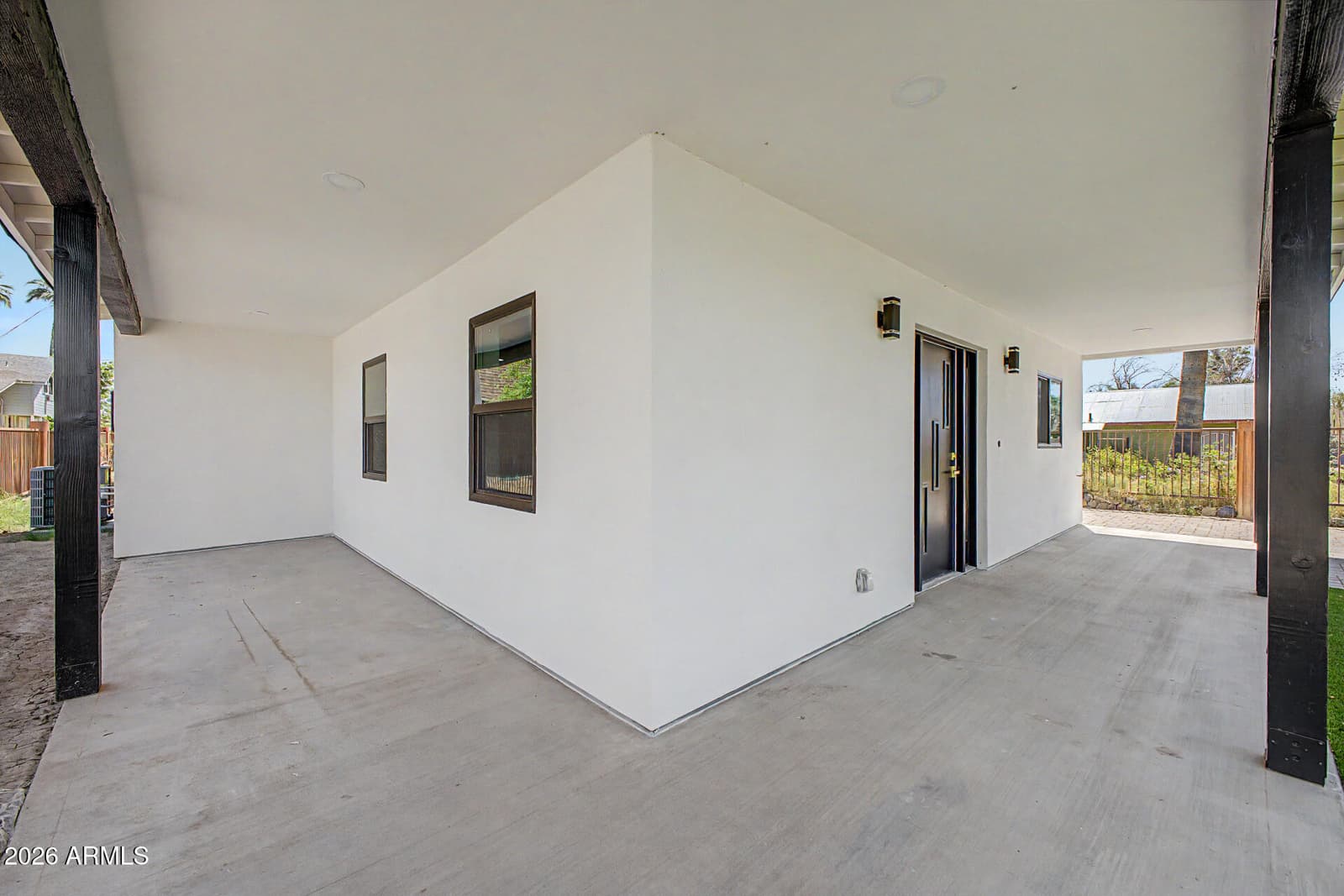 7601 N 59TH Lane N, Glendale, AZ 85301 — photo 4 of 36