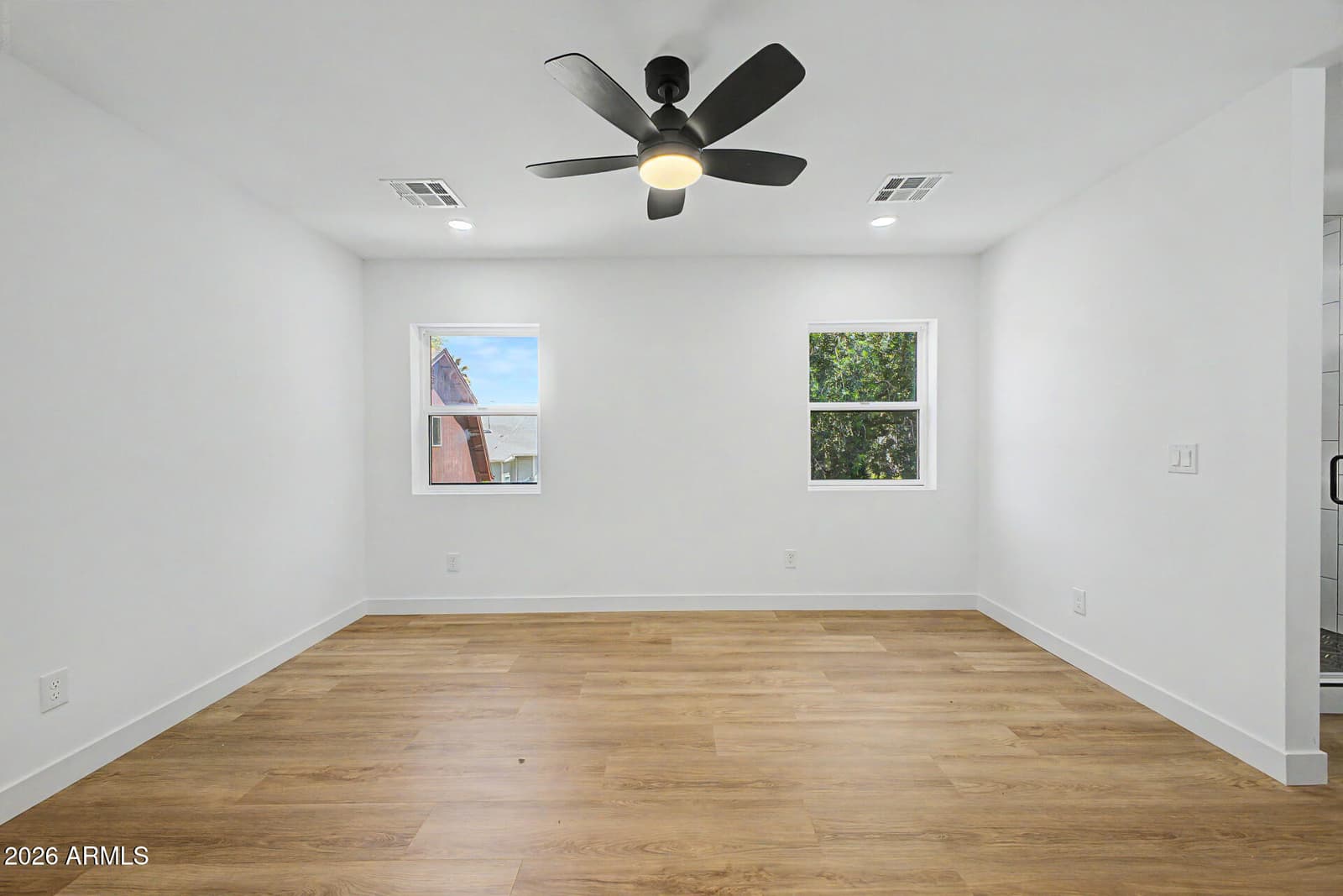 7601 N 59TH Lane N, Glendale, AZ 85301 — photo 15 of 36