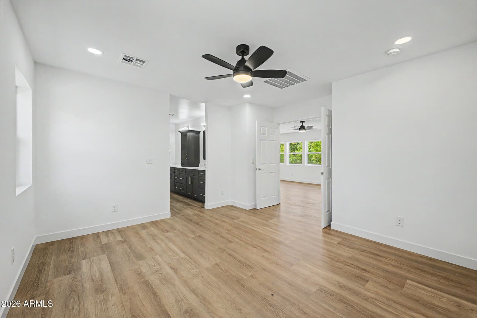 7601 N 59TH Lane N, Glendale, AZ 85301 — photo 16 of 36