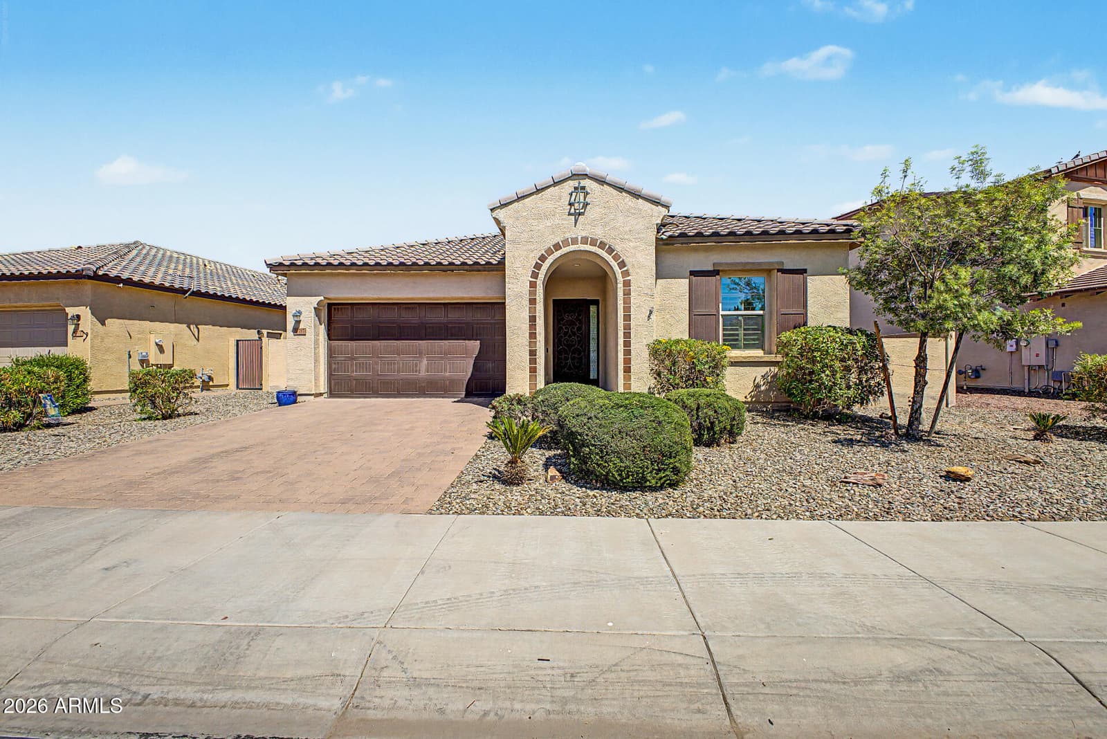 5387 S FOREST Avenue, Gilbert, AZ 85298 — photo 3 of 65