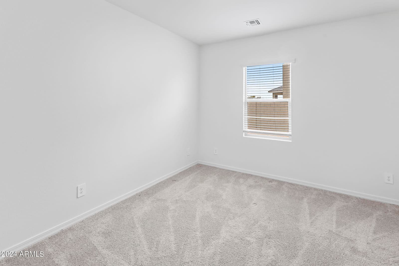 9637 W AGORA Lane, Tolleson, AZ 85353 — photo 9 of 50