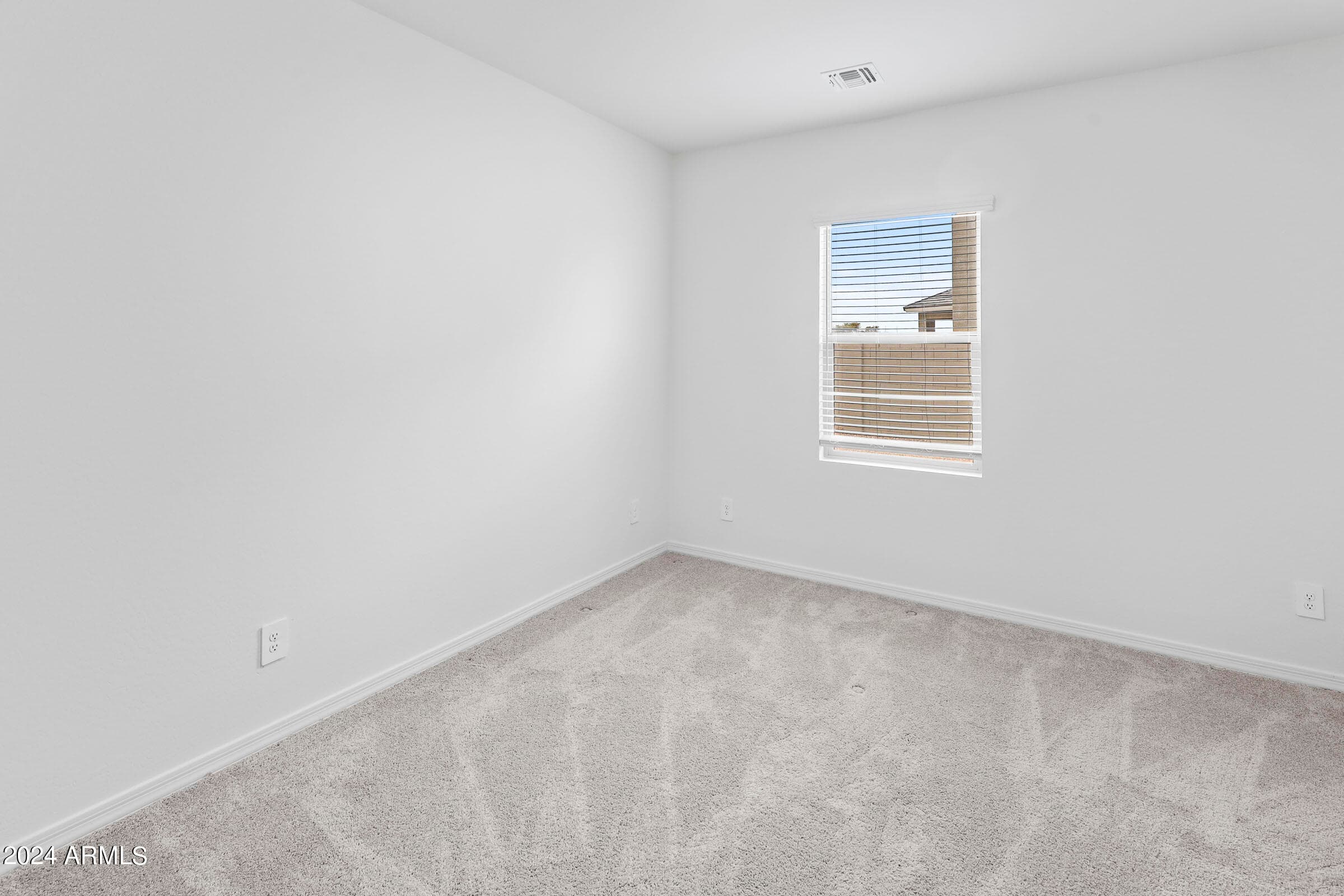 9637 W AGORA Lane, Tolleson, AZ 85353 — photo 9 of 50