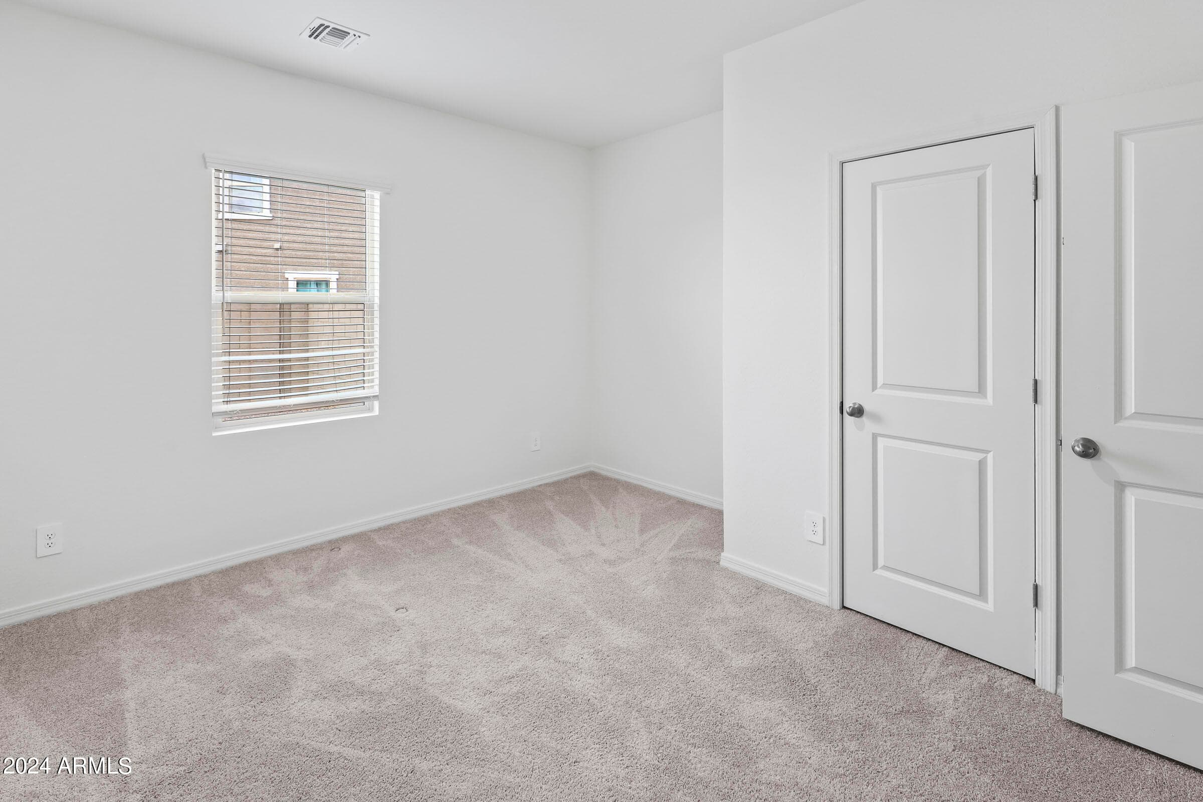 9637 W AGORA Lane, Tolleson, AZ 85353 — photo 10 of 50