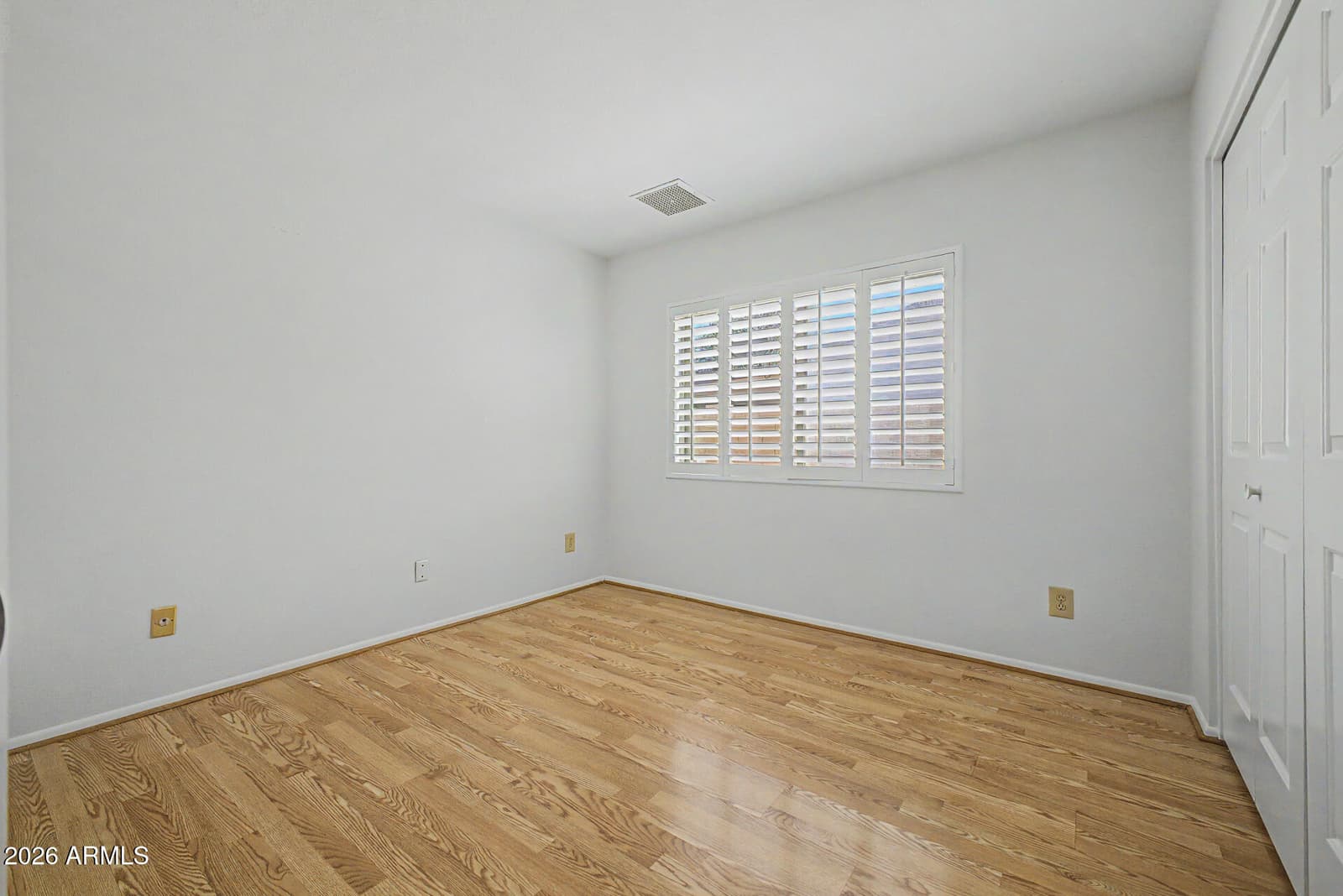 13019 N 36TH Drive, Phoenix, AZ 85029 — photo 21 of 44