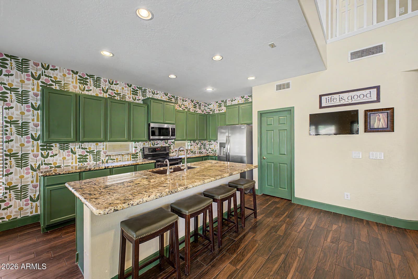 10334 E JUANITA Avenue, Mesa, AZ 85209 — photo 9 of 38