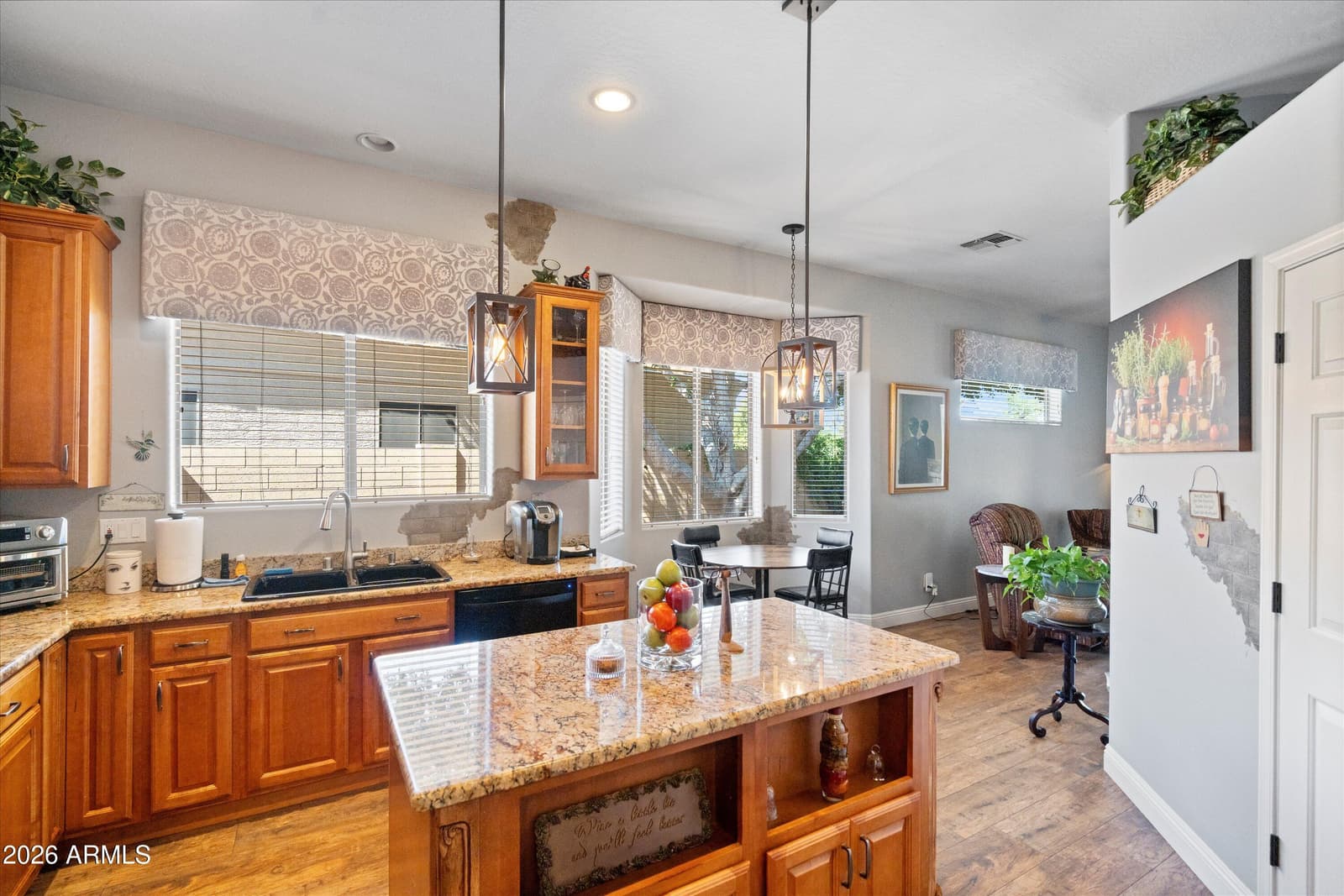 20235 N 63RD Drive, Glendale, AZ 85308 — photo 9 of 44