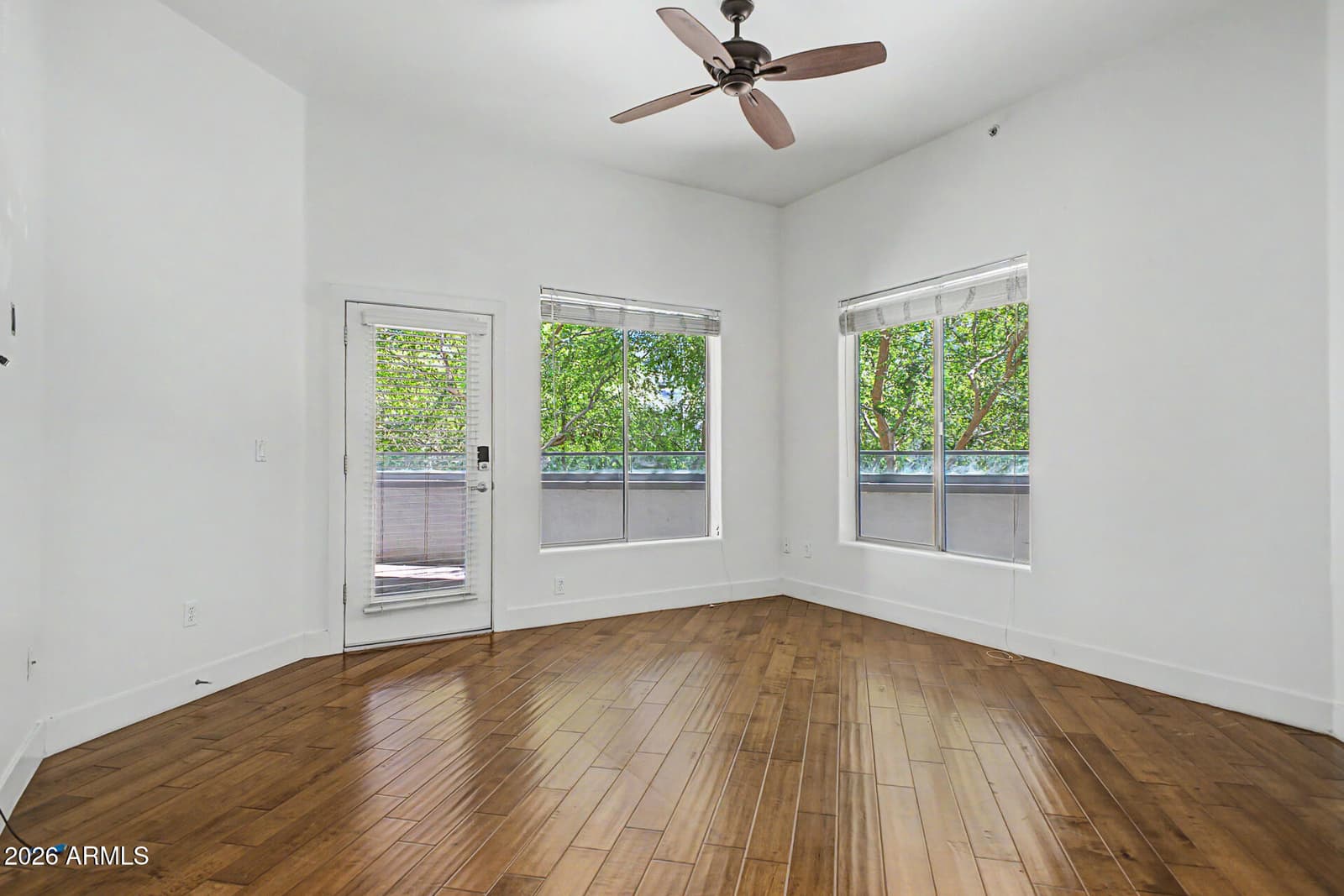 945 E PLAYA DEL NORTE Drive 1007, Tempe, AZ 85288 — photo 4 of 51