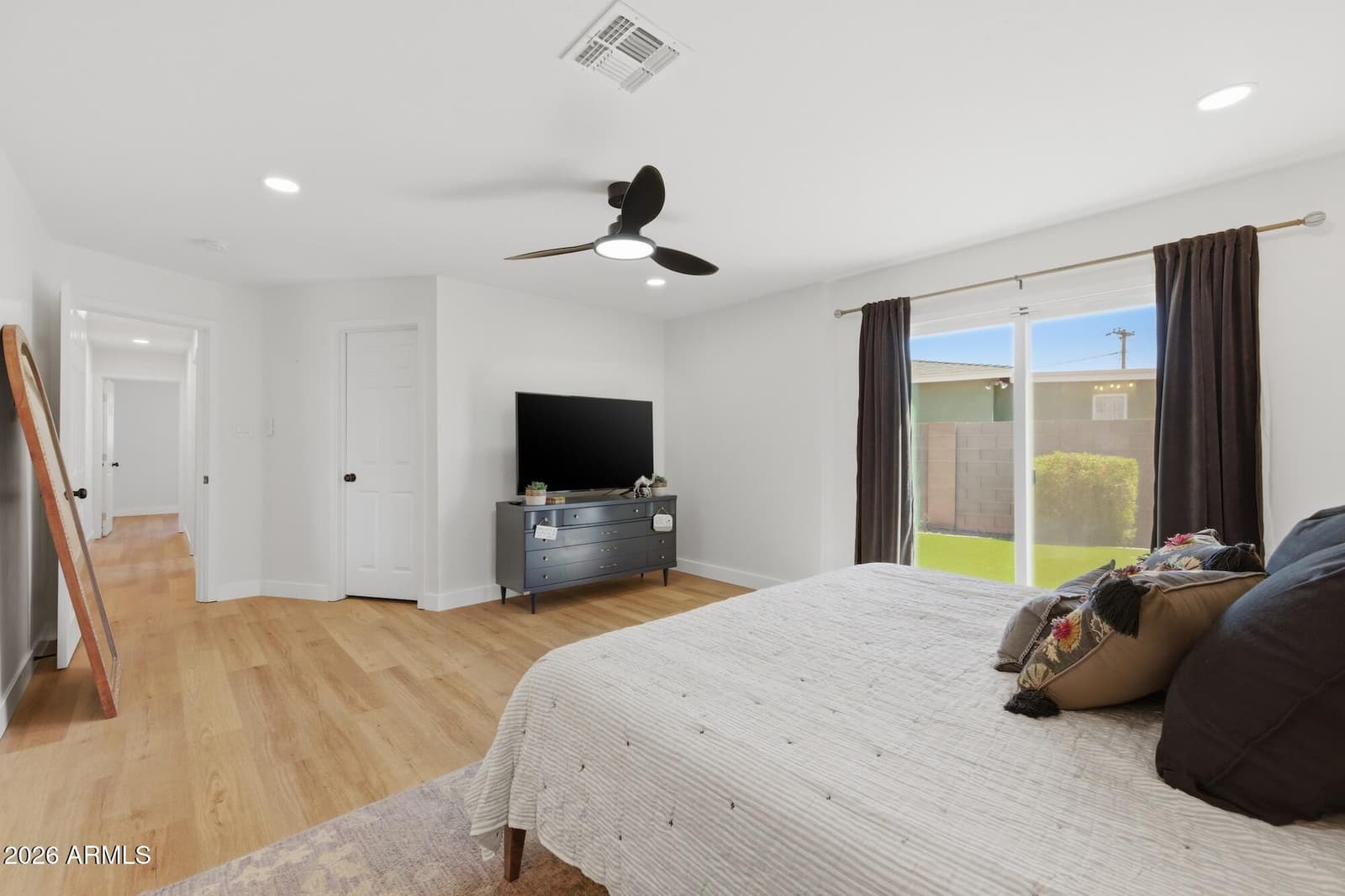 3713 E HARVARD Street, Phoenix, AZ 85008 — photo 10 of 22