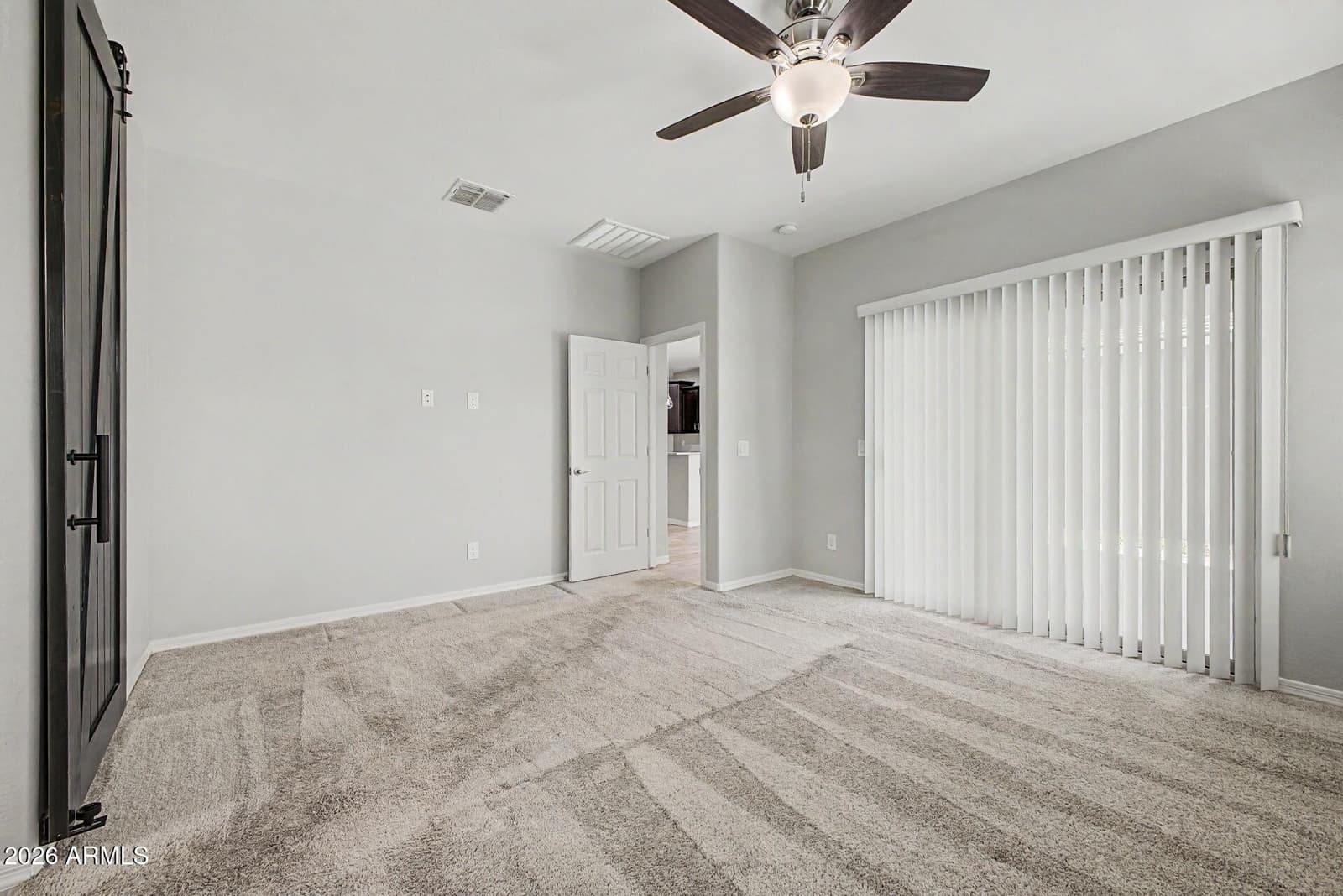 1347 W SPINE TREE Avenue, San Tan Valley, AZ 85140 — photo 10 of 18