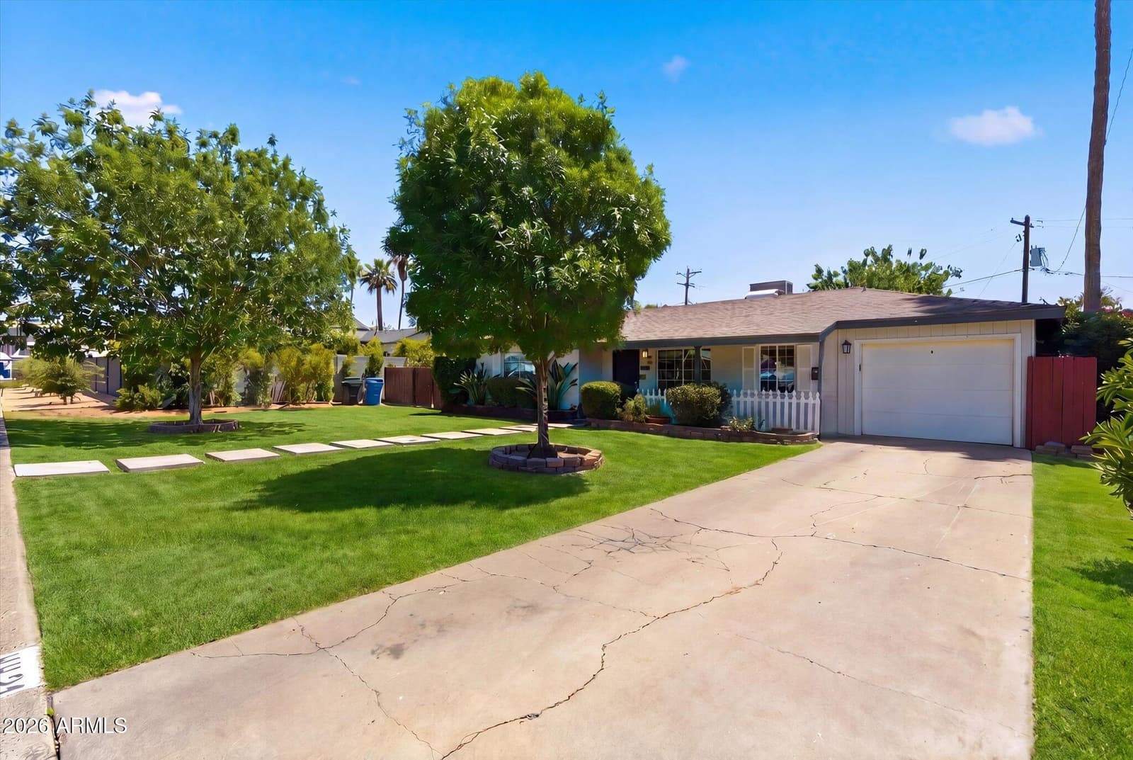 4421 E MONTEROSA Street, Phoenix, AZ 85018 — photo 3 of 30