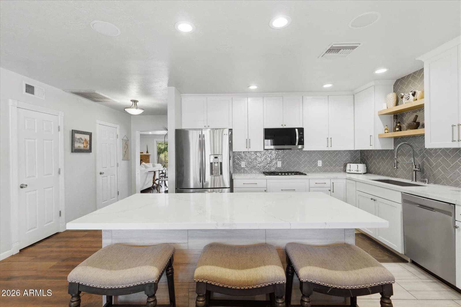 4421 E MONTEROSA Street, Phoenix, AZ 85018 — photo 7 of 30