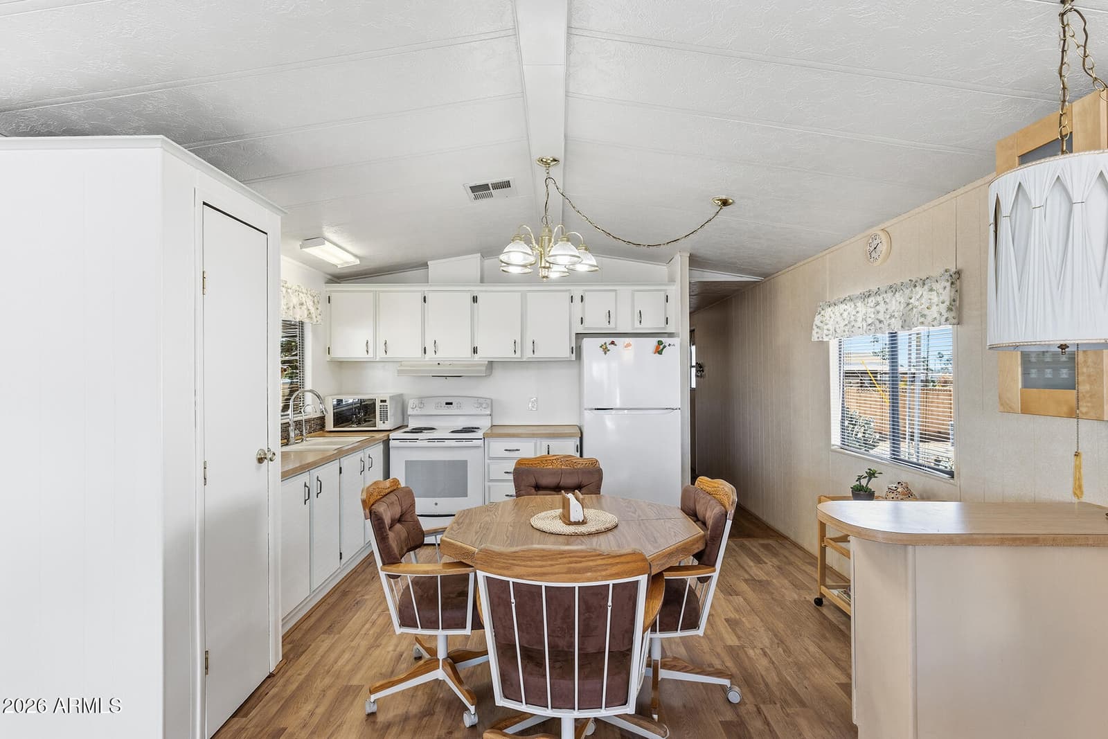 9427 E UNIVERSITY Drive 36, Mesa, AZ 85207 — photo 4 of 31