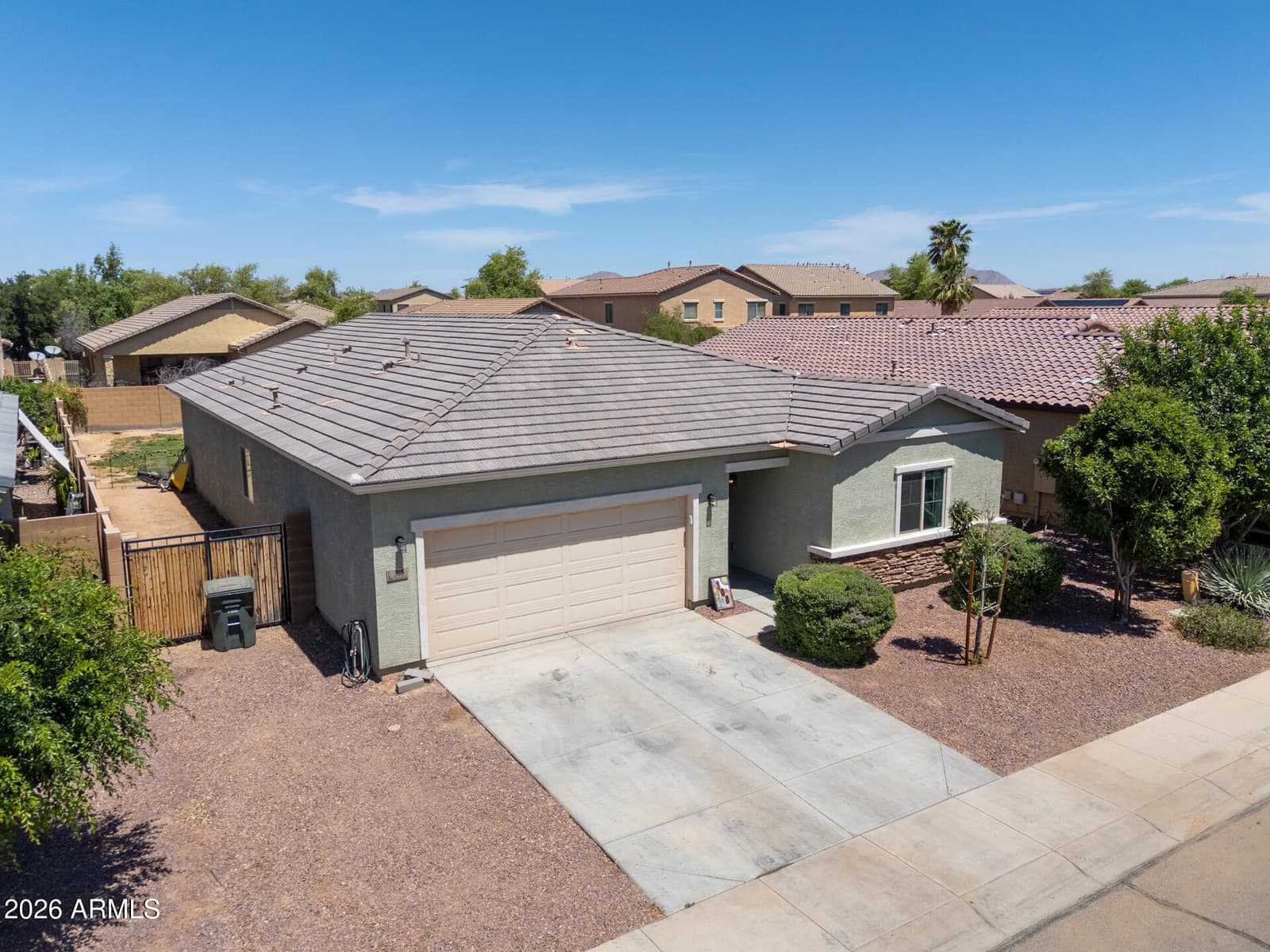 308 W PACIFIC Drive, Casa Grande, AZ 85122 — photo 2 of 46