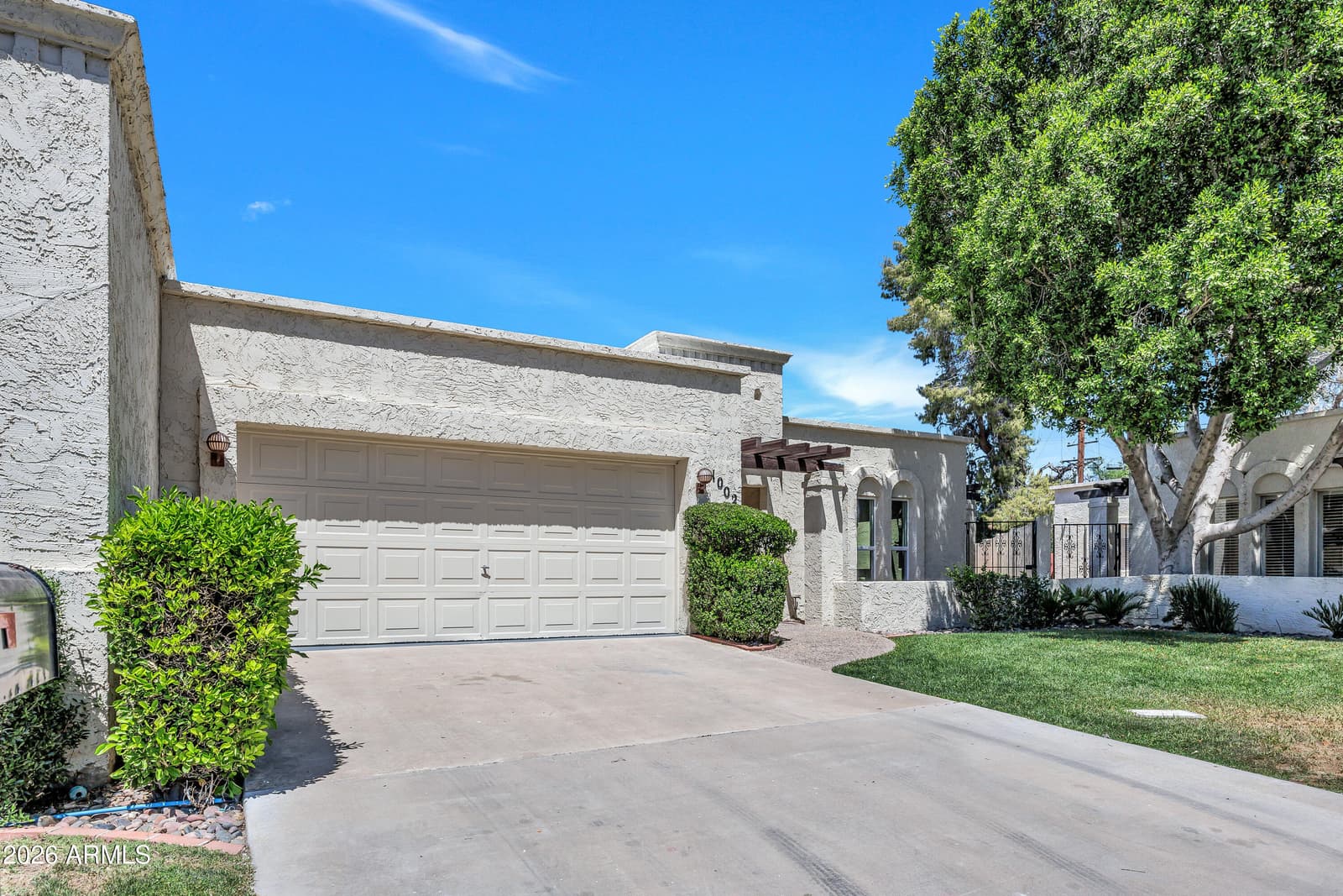 1002 W SOLAR Drive, Phoenix, AZ 85021 — photo 2 of 56