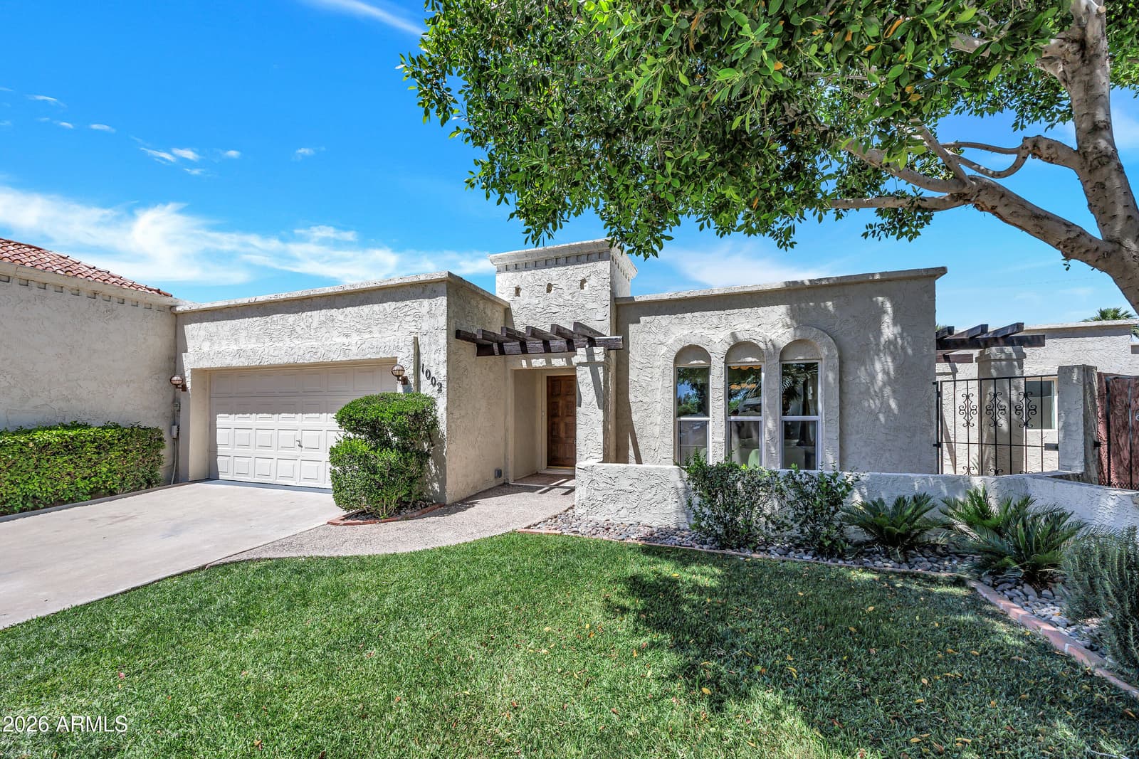1002 W SOLAR Drive, Phoenix, AZ 85021 — photo 3 of 56