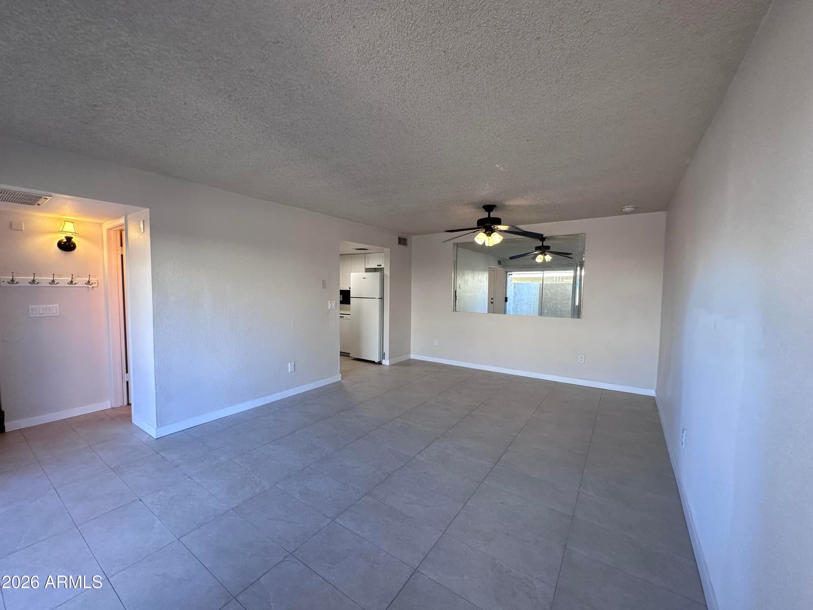 2690 N 43RD Avenue C, Phoenix, AZ 85009 — photo 3 of 22