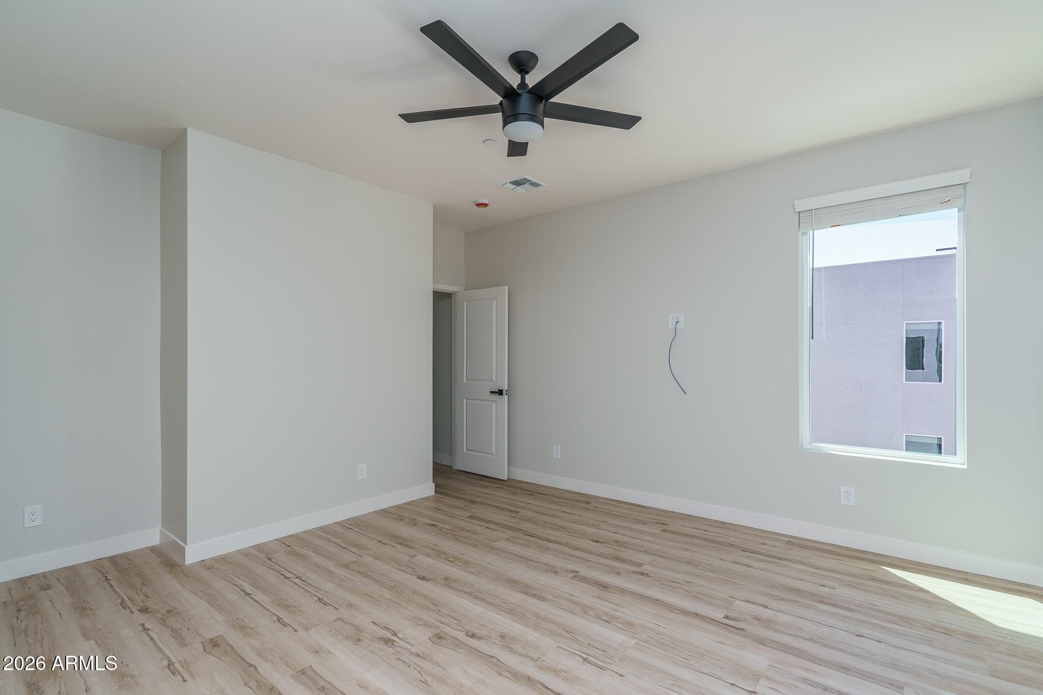 2601 E CLARENDON Avenue 14, Phoenix, AZ 85016 — photo 27 of 37