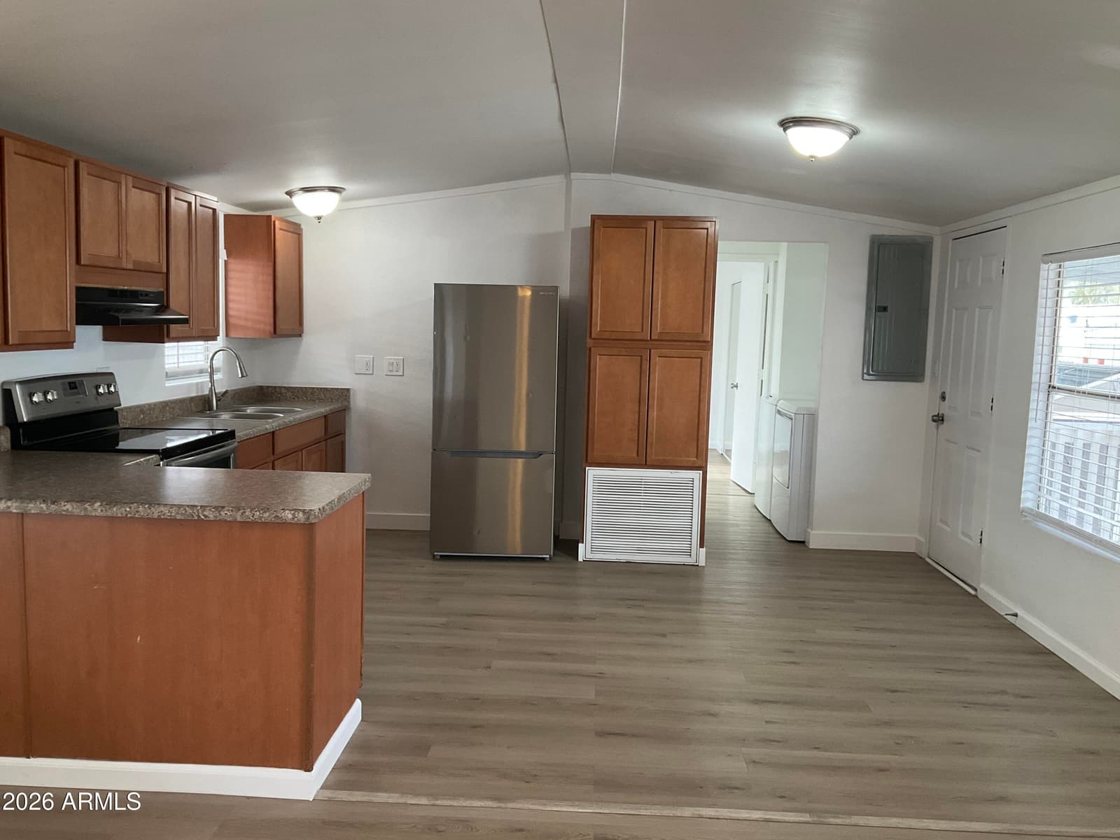 2292 N Ironwood Drive 105, Apache Junction, AZ 85120 — photo 2 of 9
