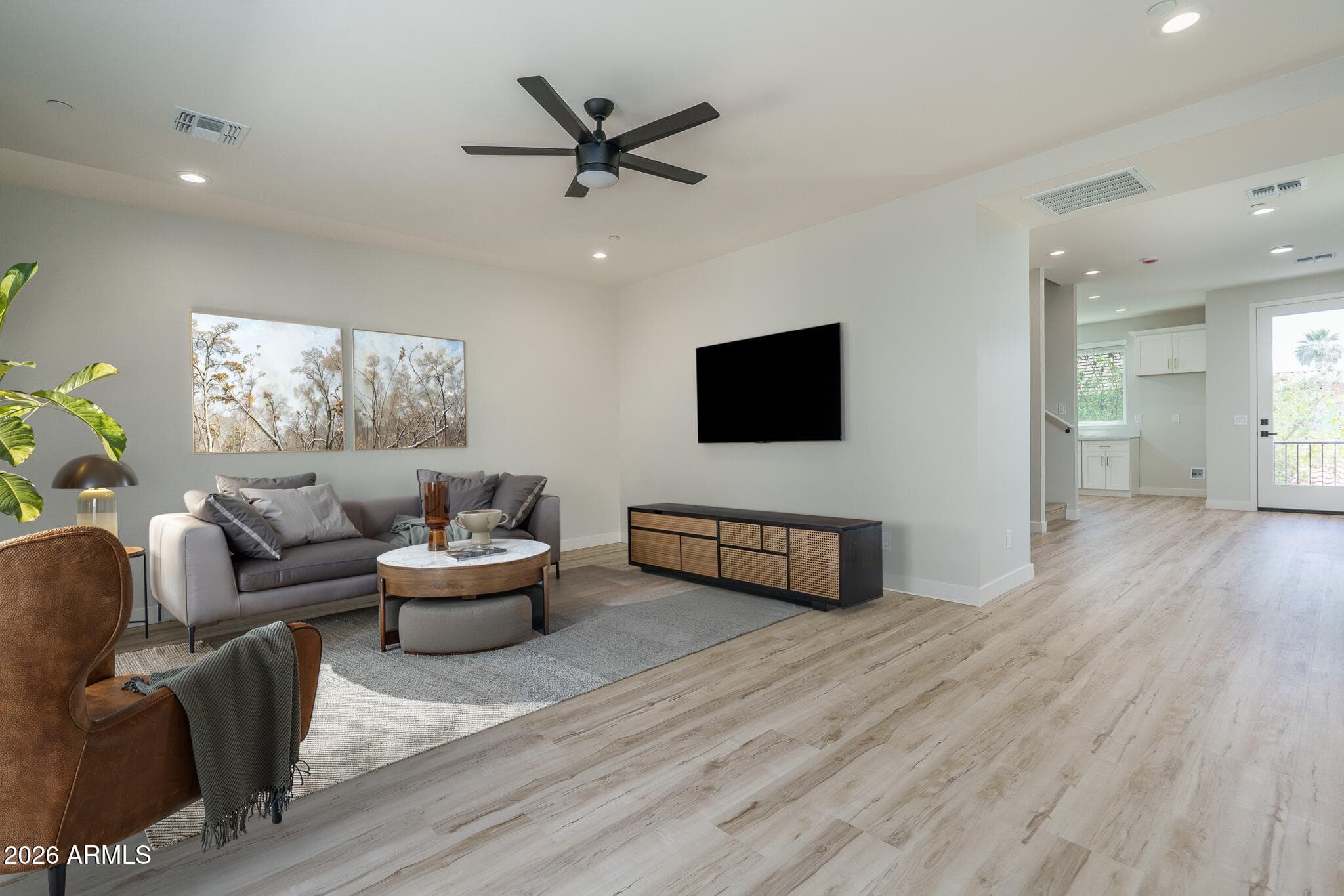 2601 E CLARENDON Avenue 14, Phoenix, AZ 85016 — photo 17 of 37
