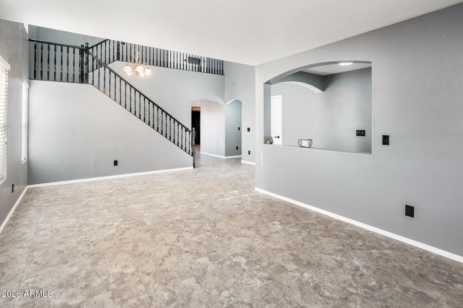 9735 W KIRBY Avenue, Tolleson, AZ 85353 — photo 4 of 33