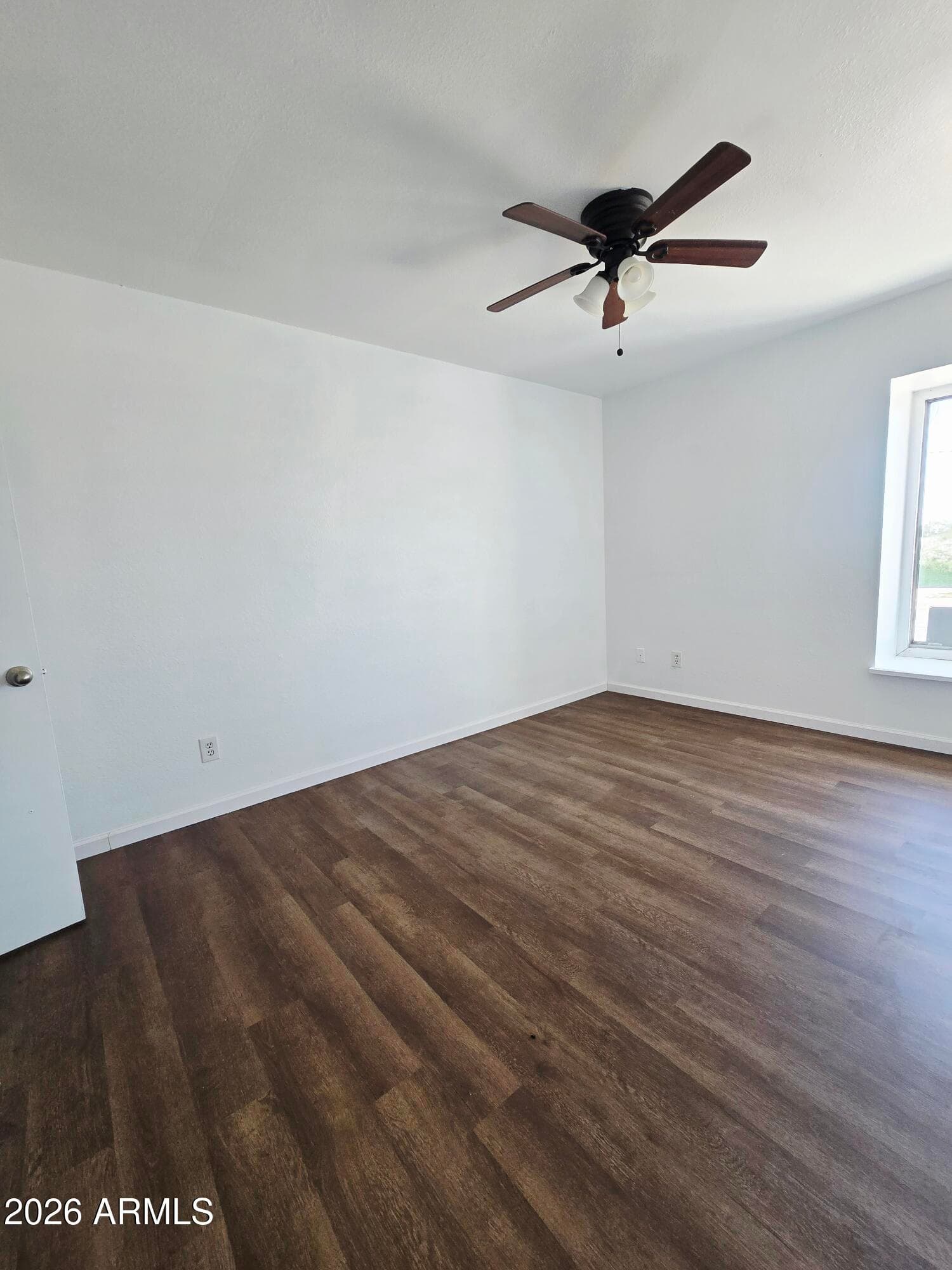 8426 N 34TH Drive, Phoenix, AZ 85051 — photo 8 of 10