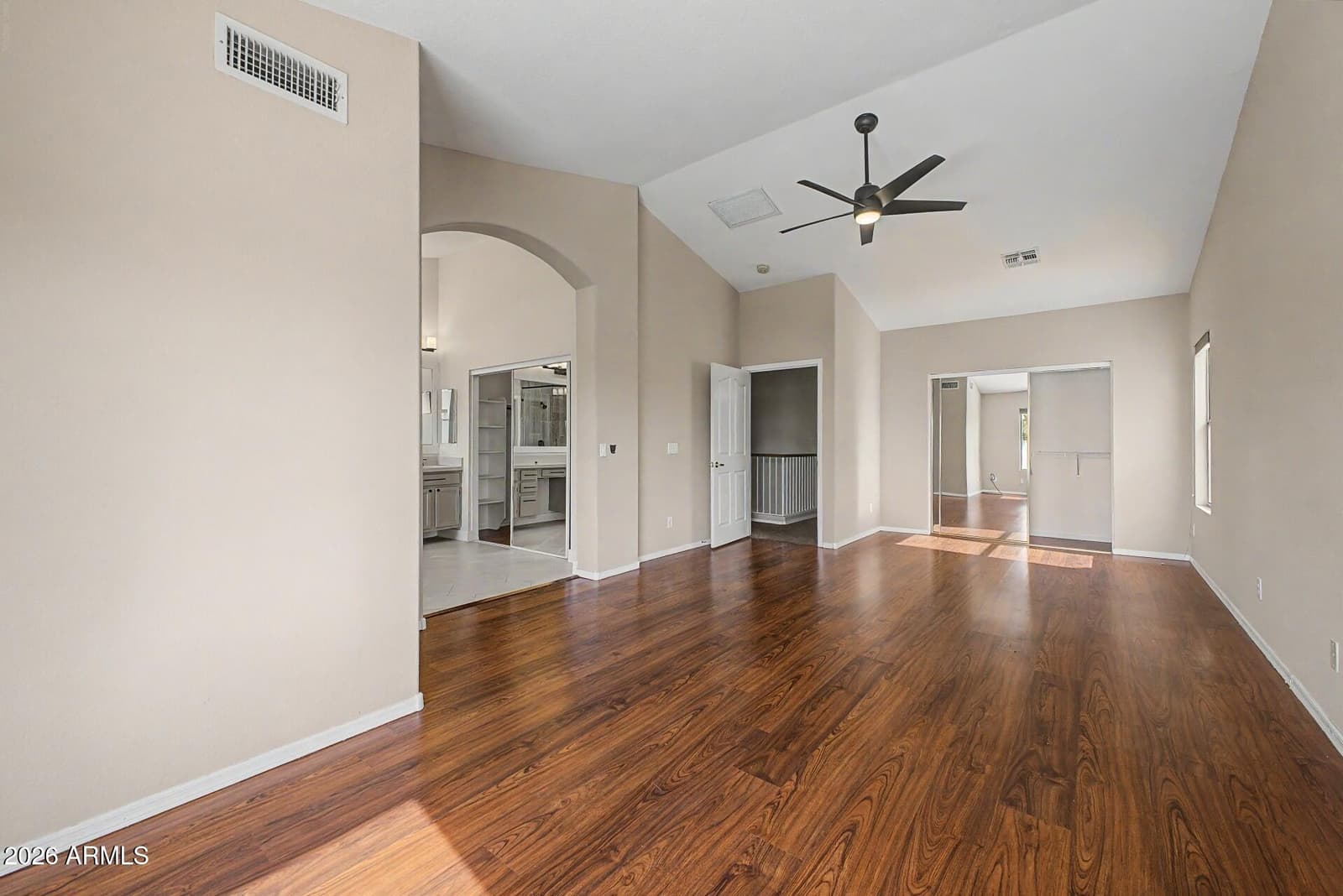 4208 E TETHER Trail, Phoenix, AZ 85050 — photo 17 of 35