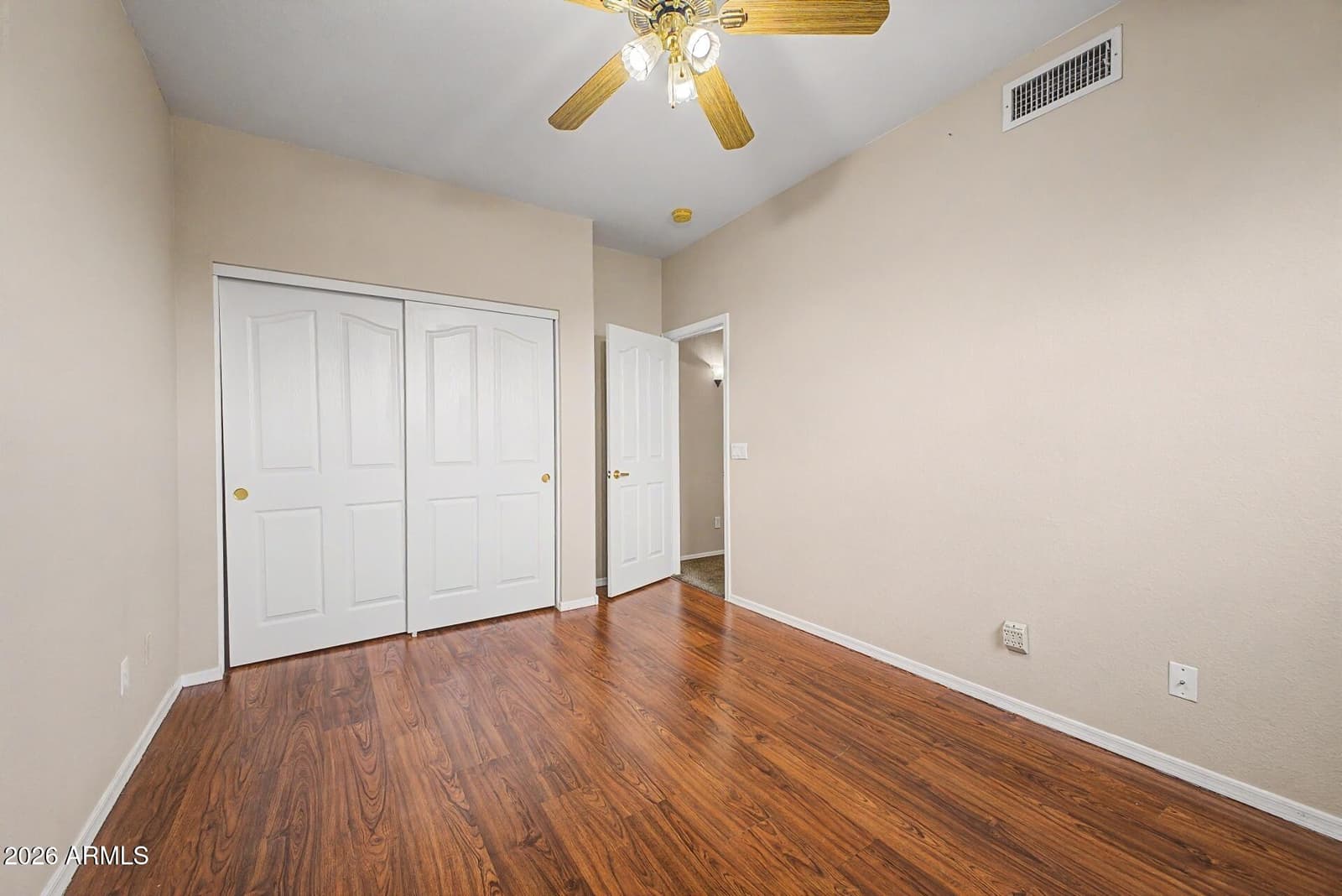 4208 E TETHER Trail, Phoenix, AZ 85050 — photo 23 of 35