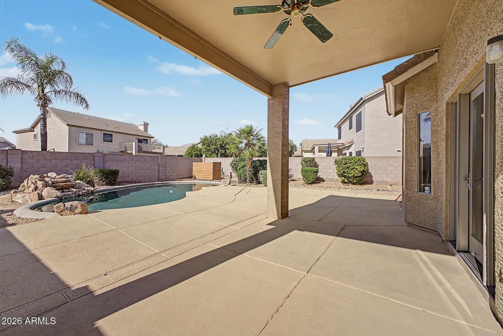 4208 E TETHER Trail, Phoenix, AZ 85050 — photo 31 of 35