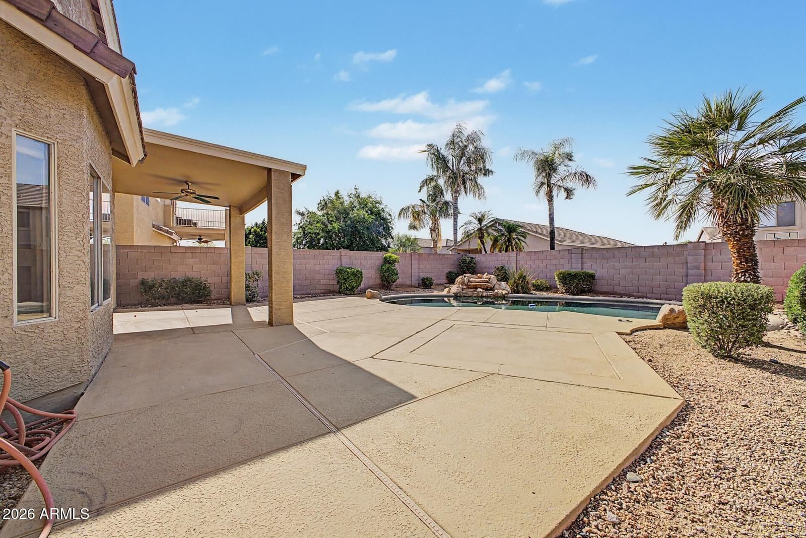 4208 E TETHER Trail, Phoenix, AZ 85050 — photo 32 of 35