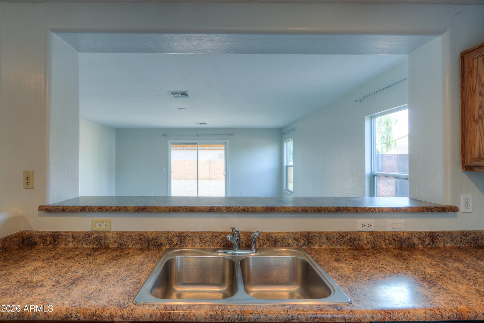 27976 N GOLD Lane, San Tan Valley, AZ 85143 — photo 12 of 48