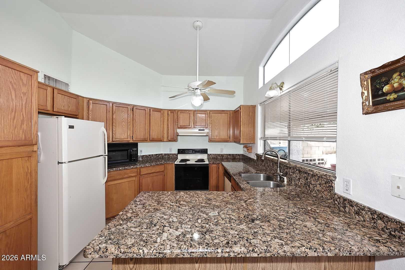 17207 N 46TH Place, Phoenix, AZ 85032 — photo 2 of 35