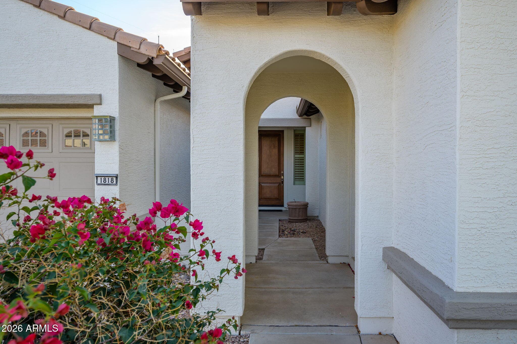 1818 N 165th Drive, Goodyear, AZ 85395 — photo 4 of 44