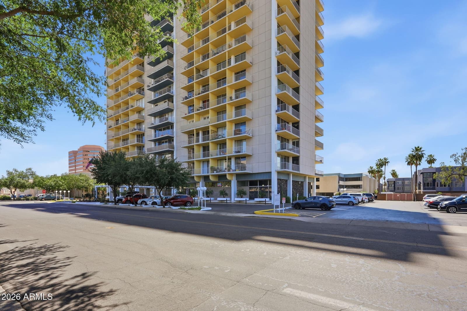 207 W CLARENDON Avenue C14, Phoenix, AZ 85013 — photo 51 of 55