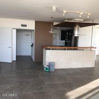 207 W CLARENDON Avenue C14, Phoenix, AZ 85013 — photo 10 of 55