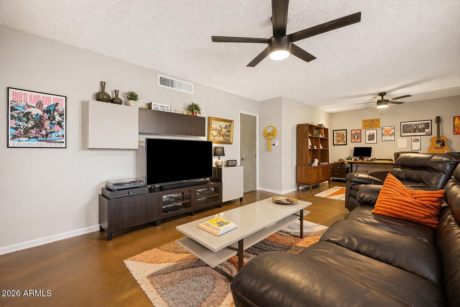 2029 W COOLBROOK Avenue, Phoenix, AZ 85023 — photo 2 of 31
