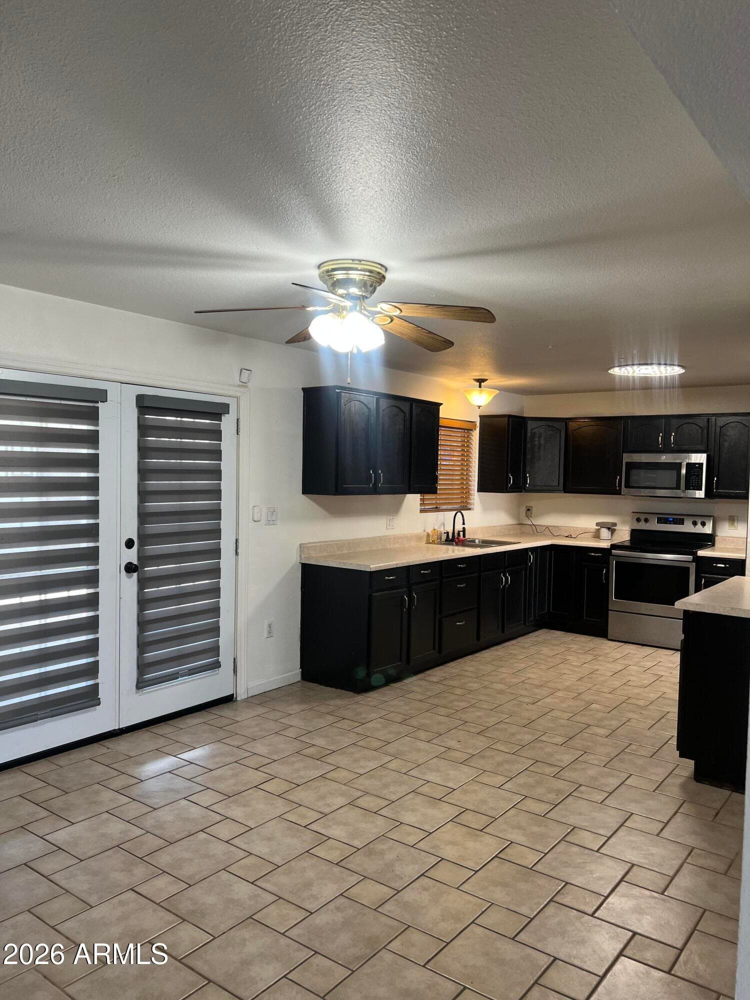 5337 W Coronado Road, Phoenix, AZ 85035 — photo 4 of 18