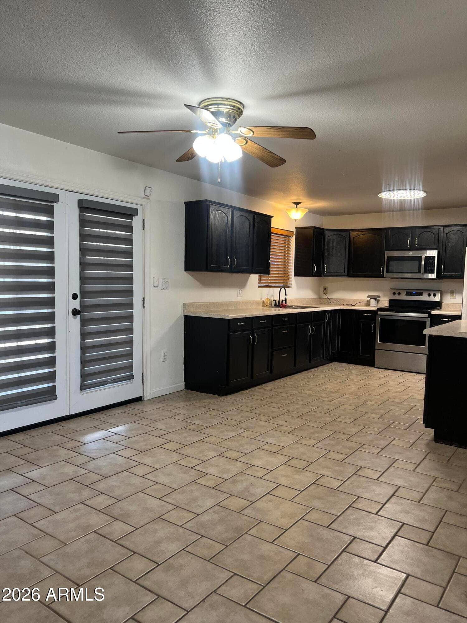 5337 W Coronado Road, Phoenix, AZ 85035 — photo 3 of 18