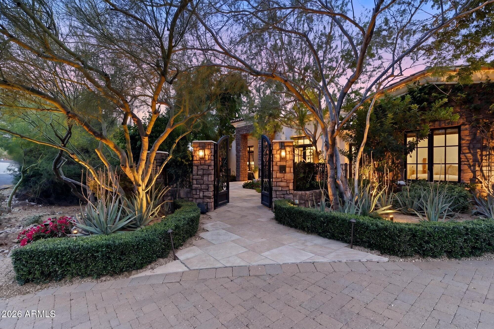 6650 N HILLSIDE Drive, Paradise Valley, AZ 85253 — photo 37 of 37