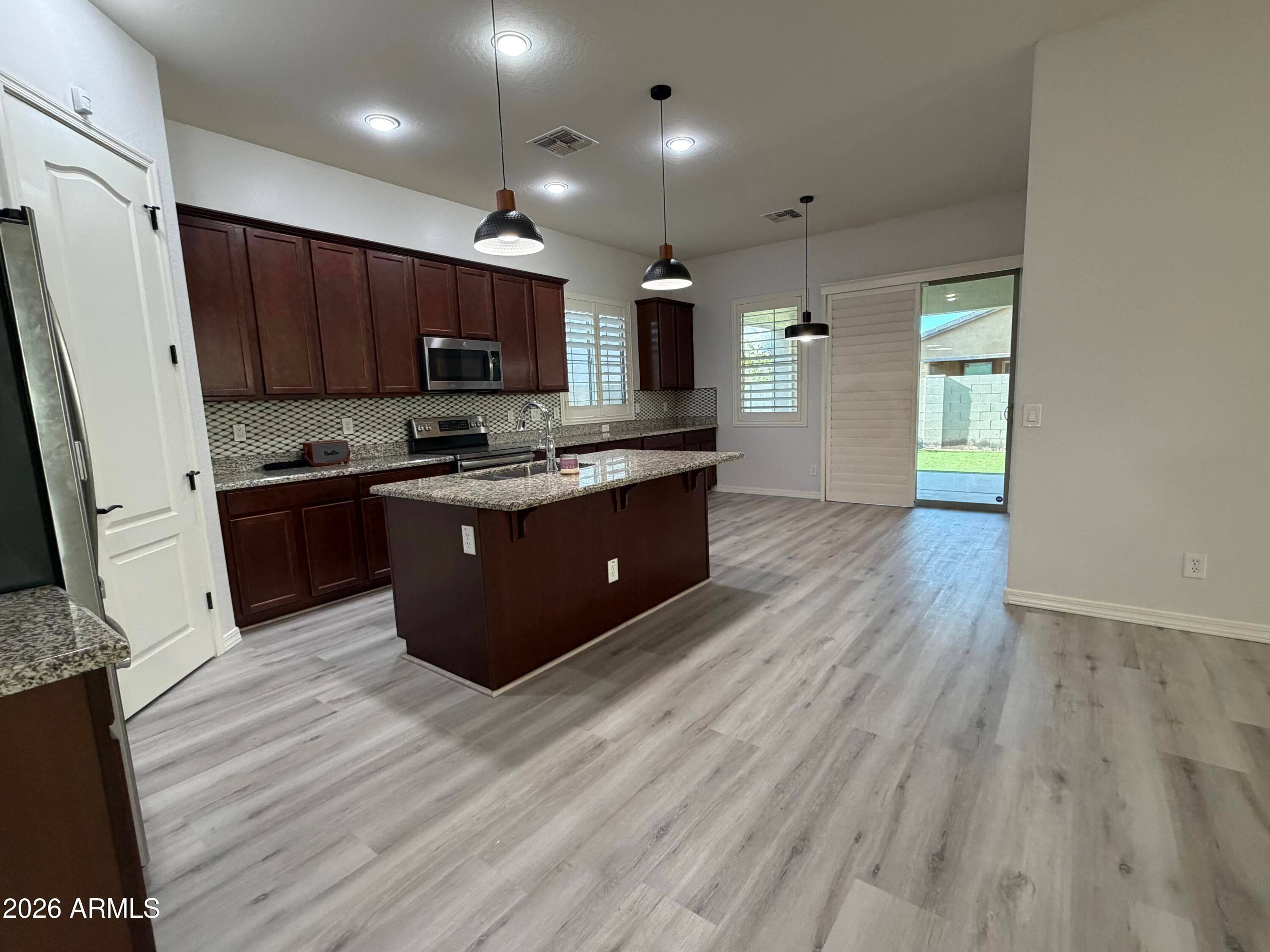 2912 E EBONY Drive, Chandler, AZ 85286 — photo 10 of 36