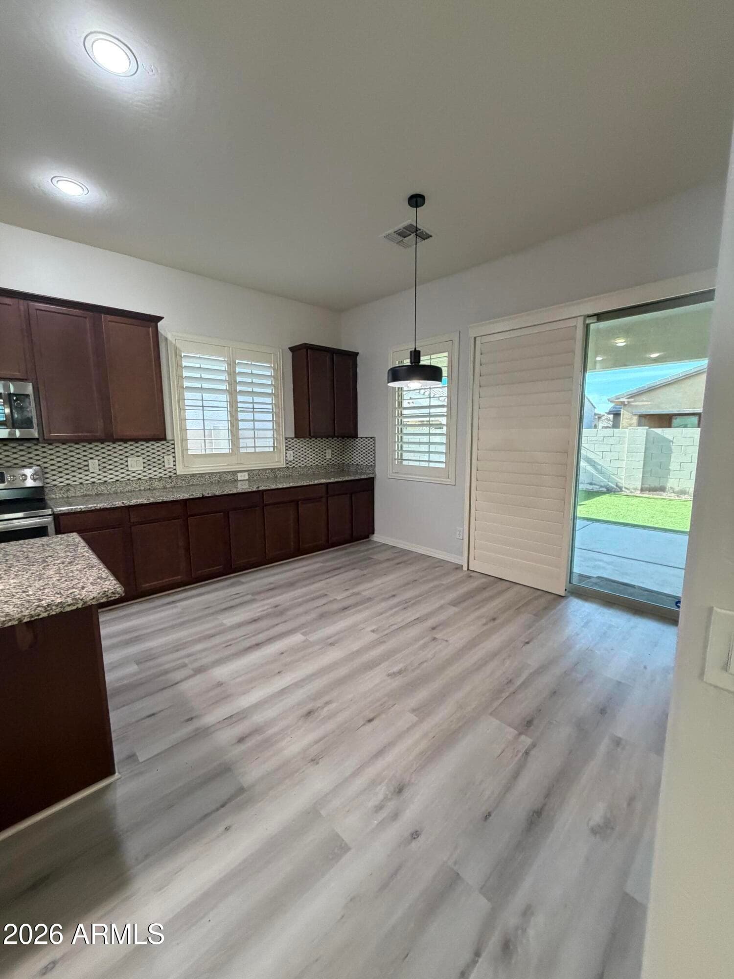2912 E EBONY Drive, Chandler, AZ 85286 — photo 7 of 36