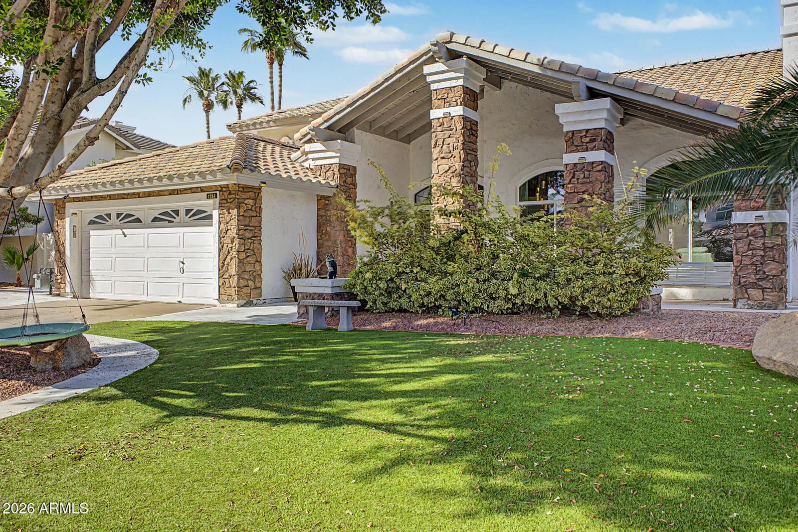 1734 E QUEEN PALM Drive, Gilbert, AZ 85234 — photo 18 of 89