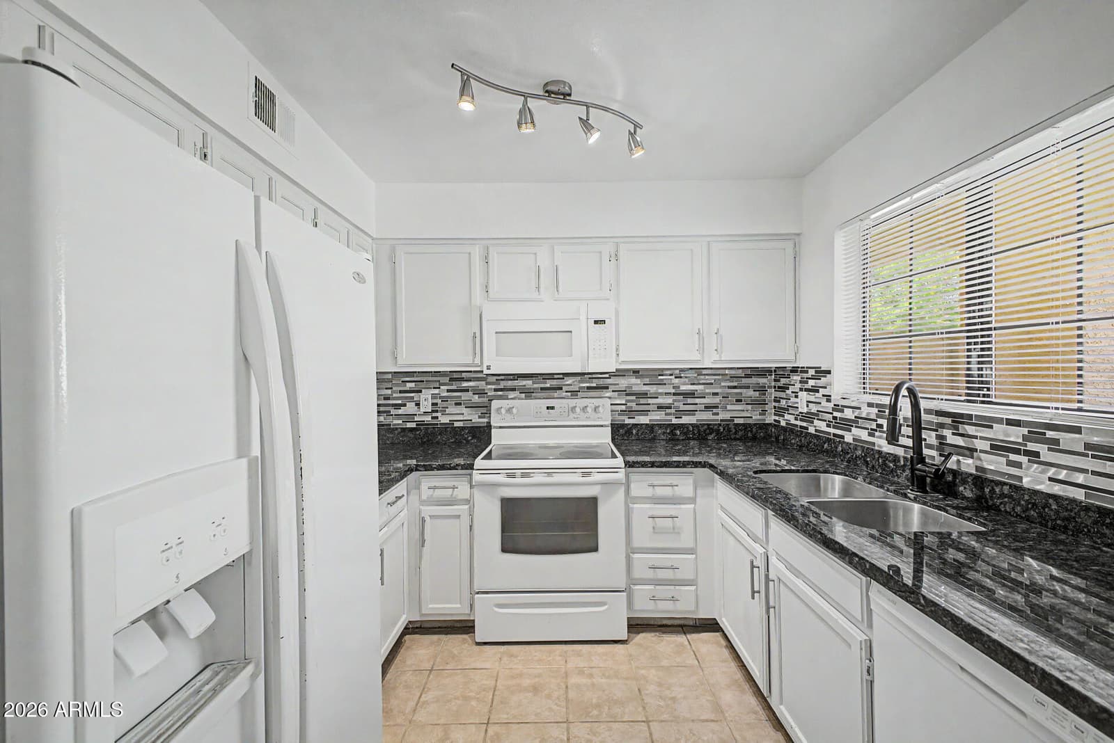 455 S MESA Drive 175, Mesa, AZ 85210