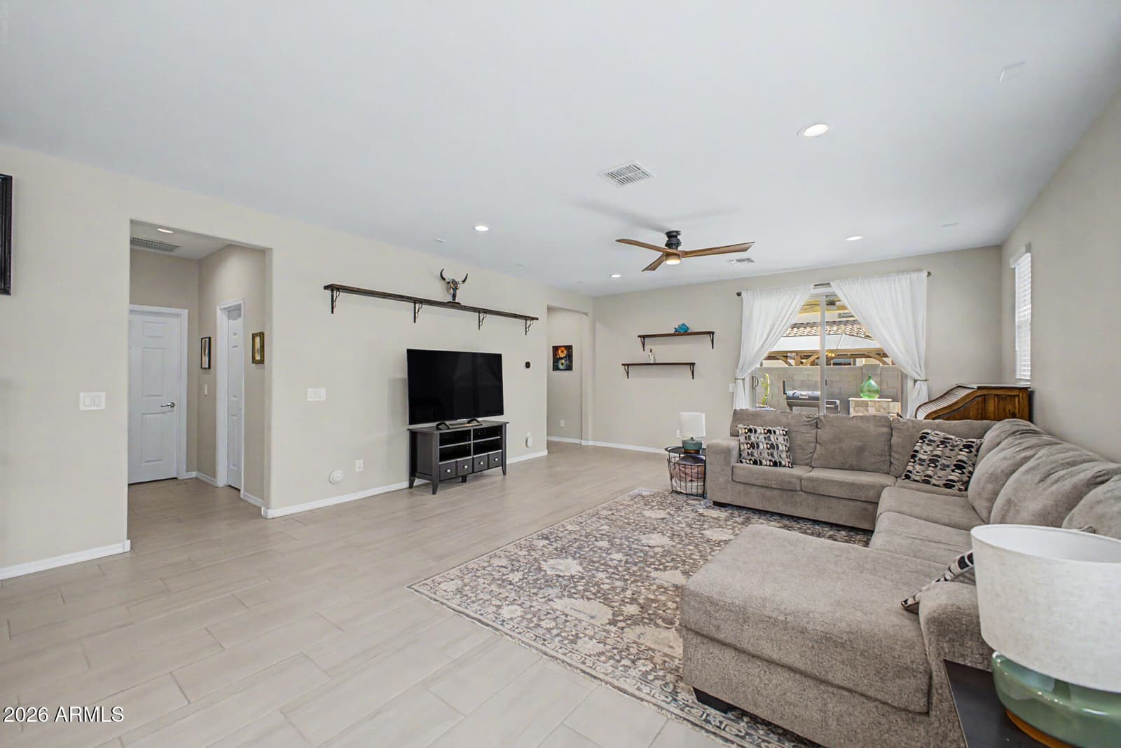 10861 W FILLMORE Street, Avondale, AZ 85323 — photo 11 of 41